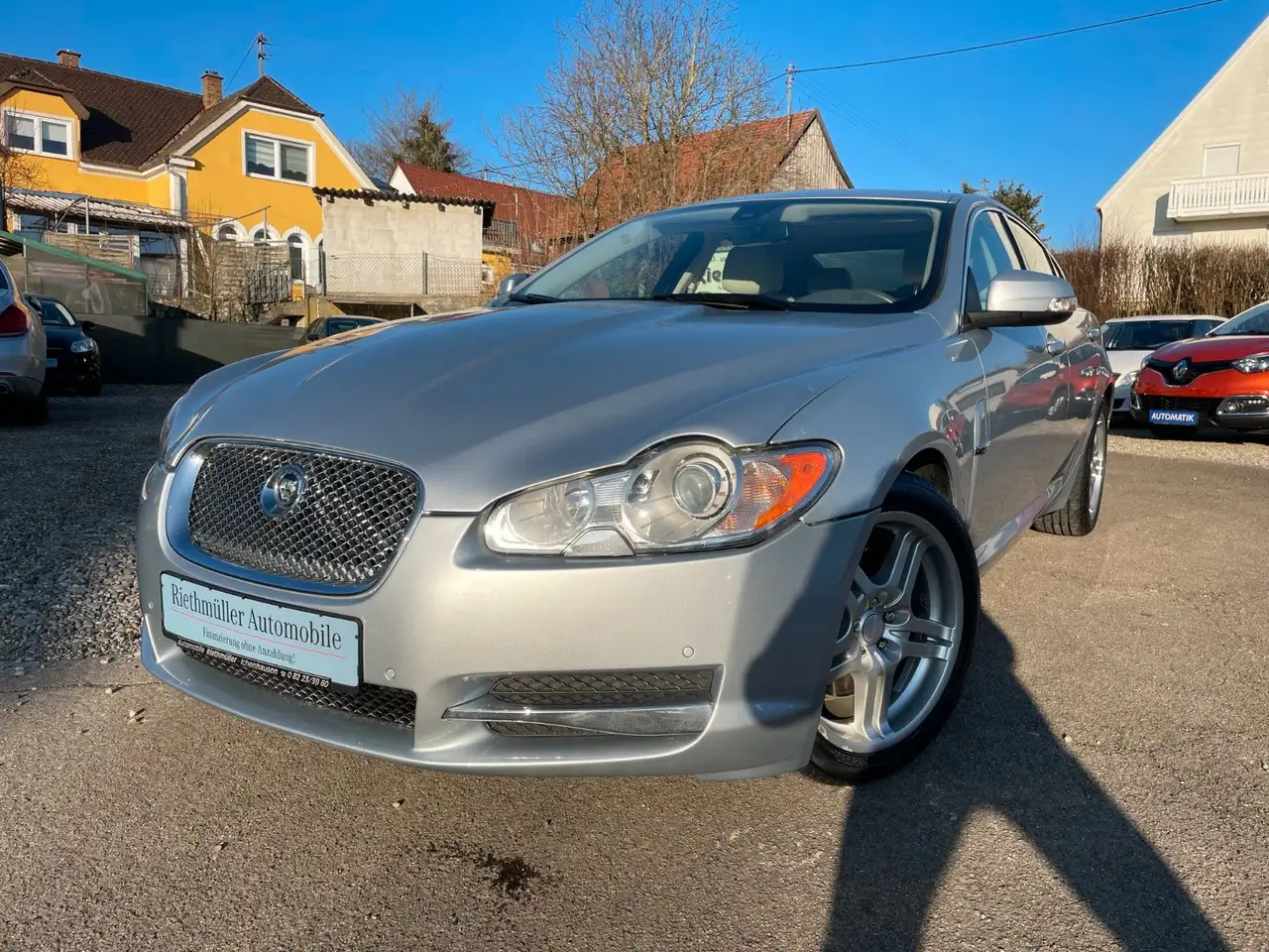Jaguar XF