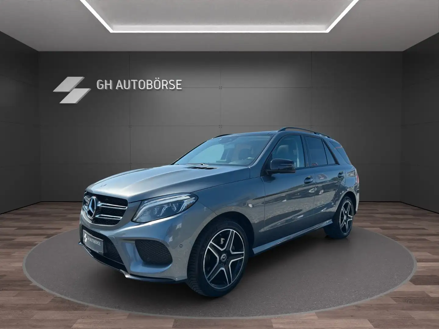 Mercedes-Benz GLE 350 d 4Matic AMG-LINE|PANO|AHK|H&K|LED|R-KAM Grau - 1