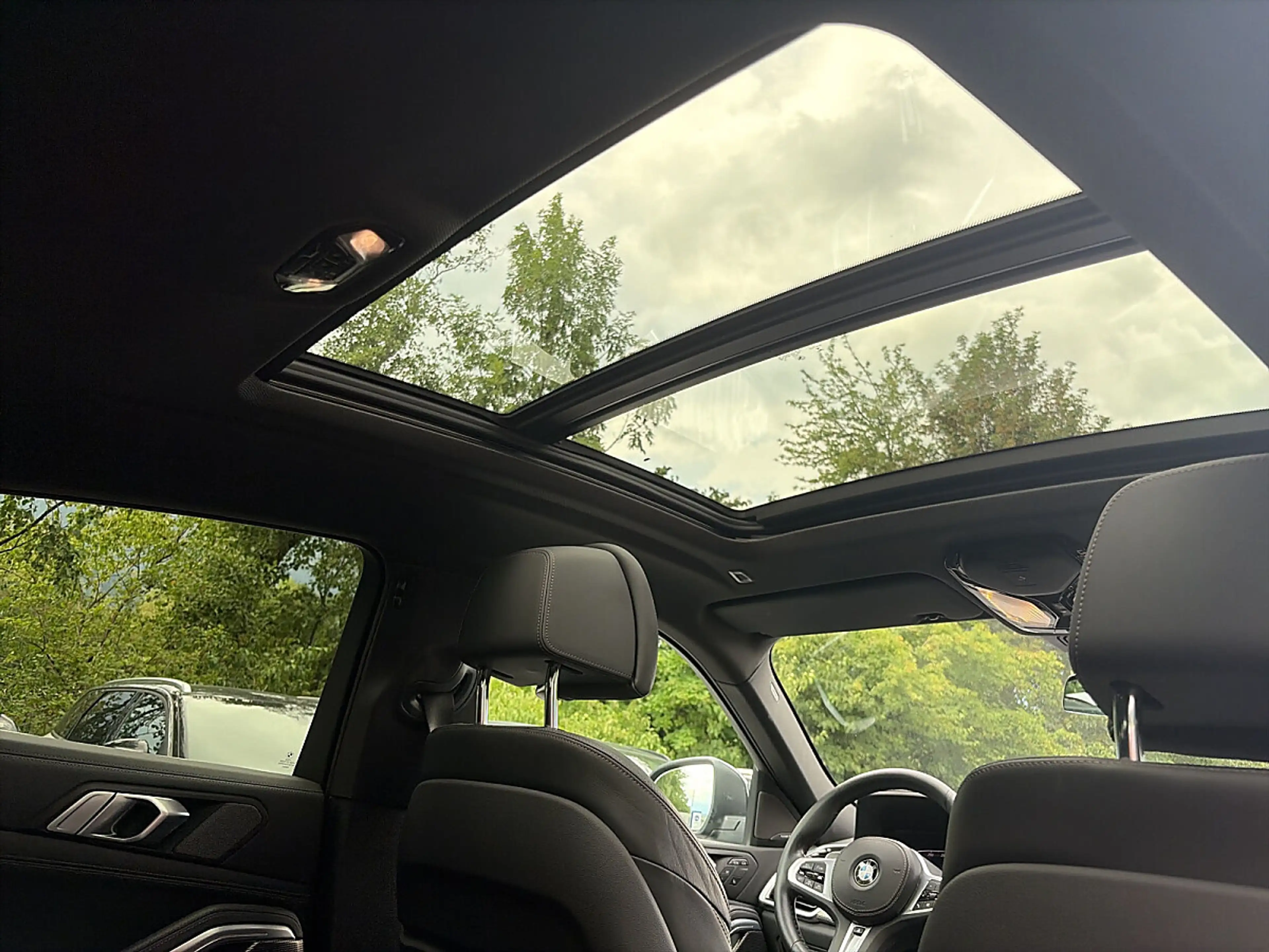 BMW X6 xDrive40d (Mild-Hybrid) — photo 9