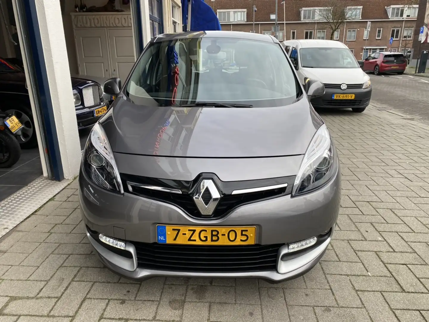 Renault Scenic 1.2 TCe Expression NL AUTO/NAVI/CLIMA Grijs - 2