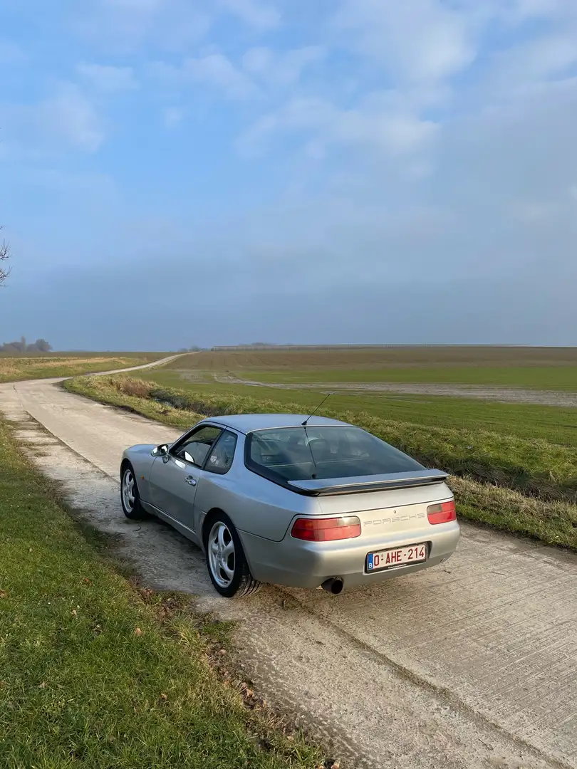 Porsche 968 - 2