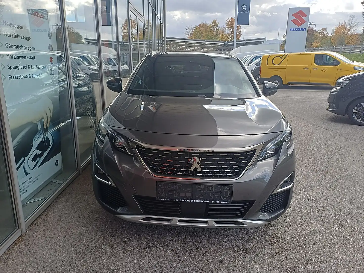 Peugeot 3008 1,2 PureTech 130 S&S EAT6 GT Line Grau - 2