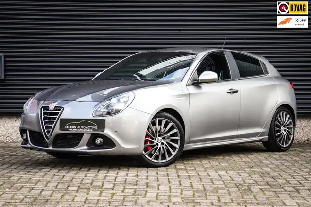 Alfa Romeo Giulietta 1.750 Turbo Veloce | Clima | Cruise | Navigatie |