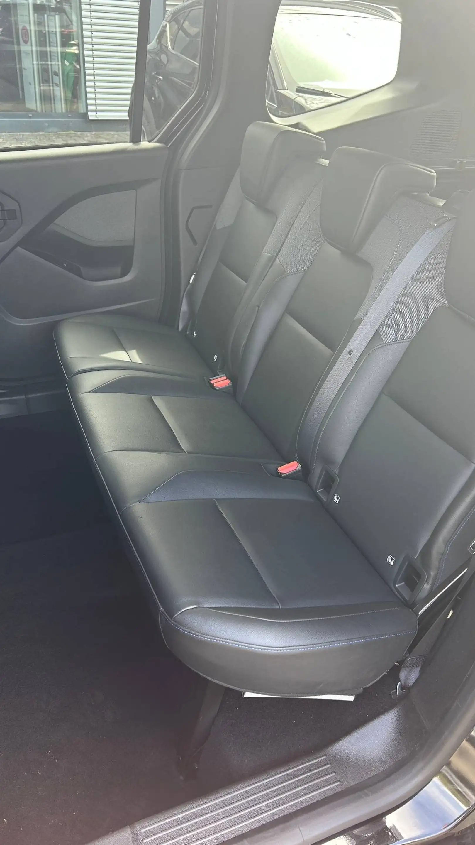 Nissan Townstar L1 Tekna*AHK*ALLWETTERREIFEN* — photo 12