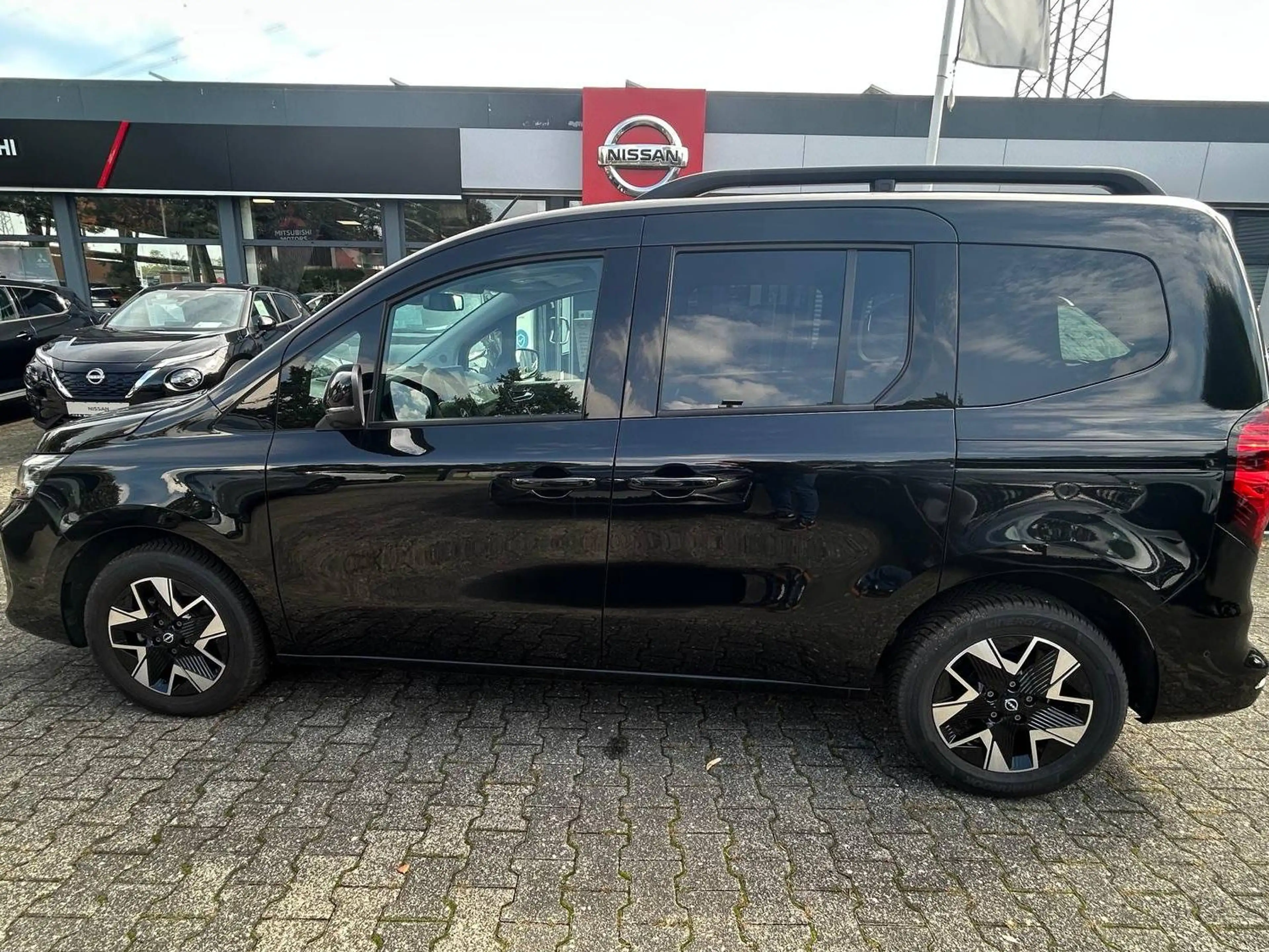 Nissan Townstar L1 Tekna*AHK*ALLWETTERREIFEN* — photo 11