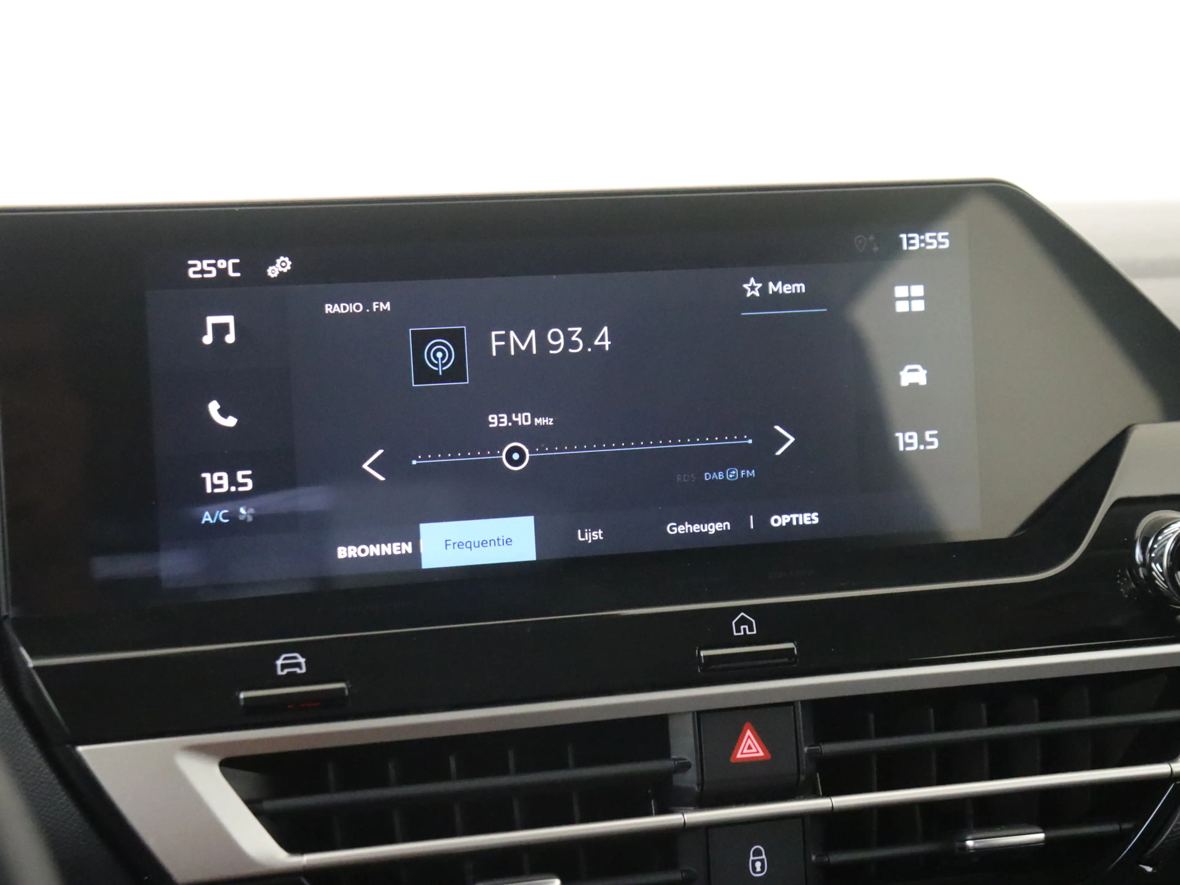 Citroen E-C4 Electric You 50 kWh — photo 15