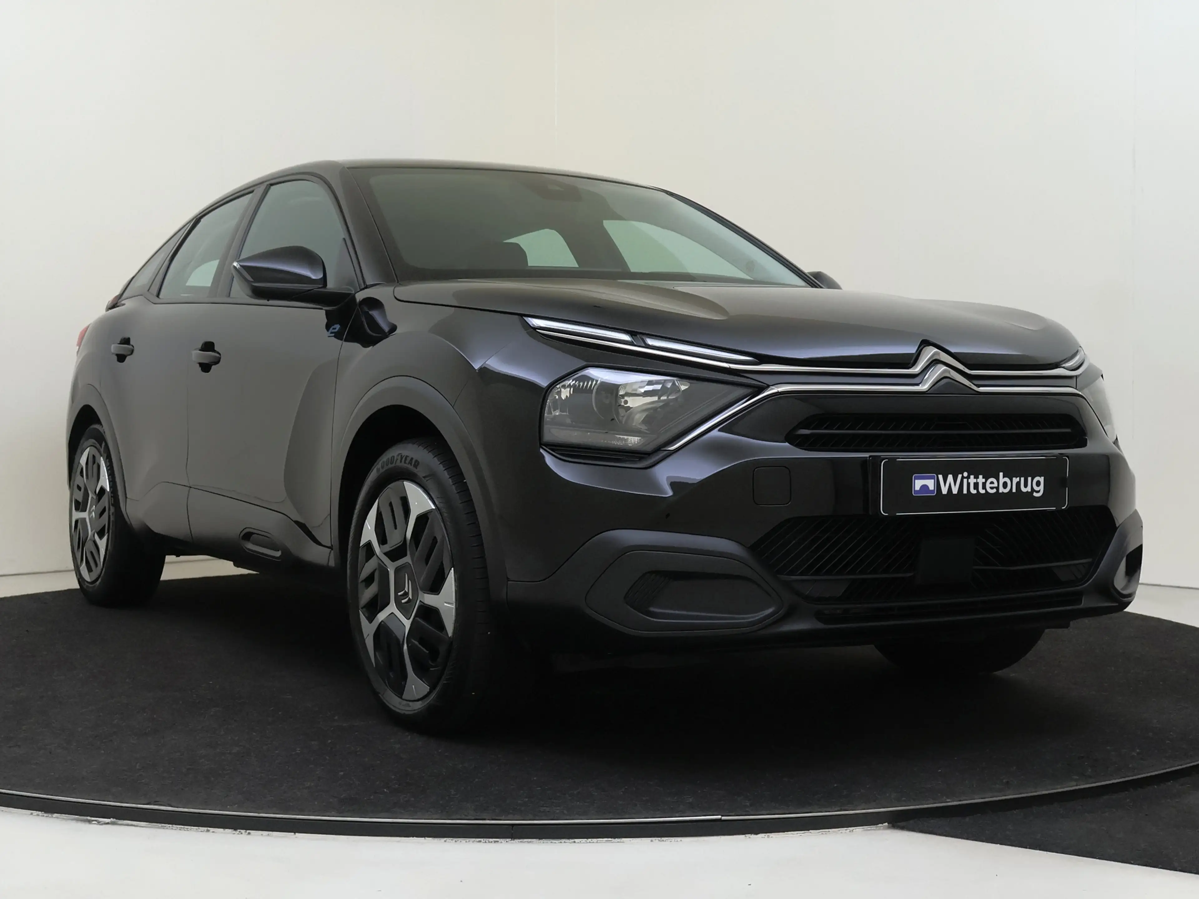 Citroen E-C4 Electric You 50 kWh — photo 3