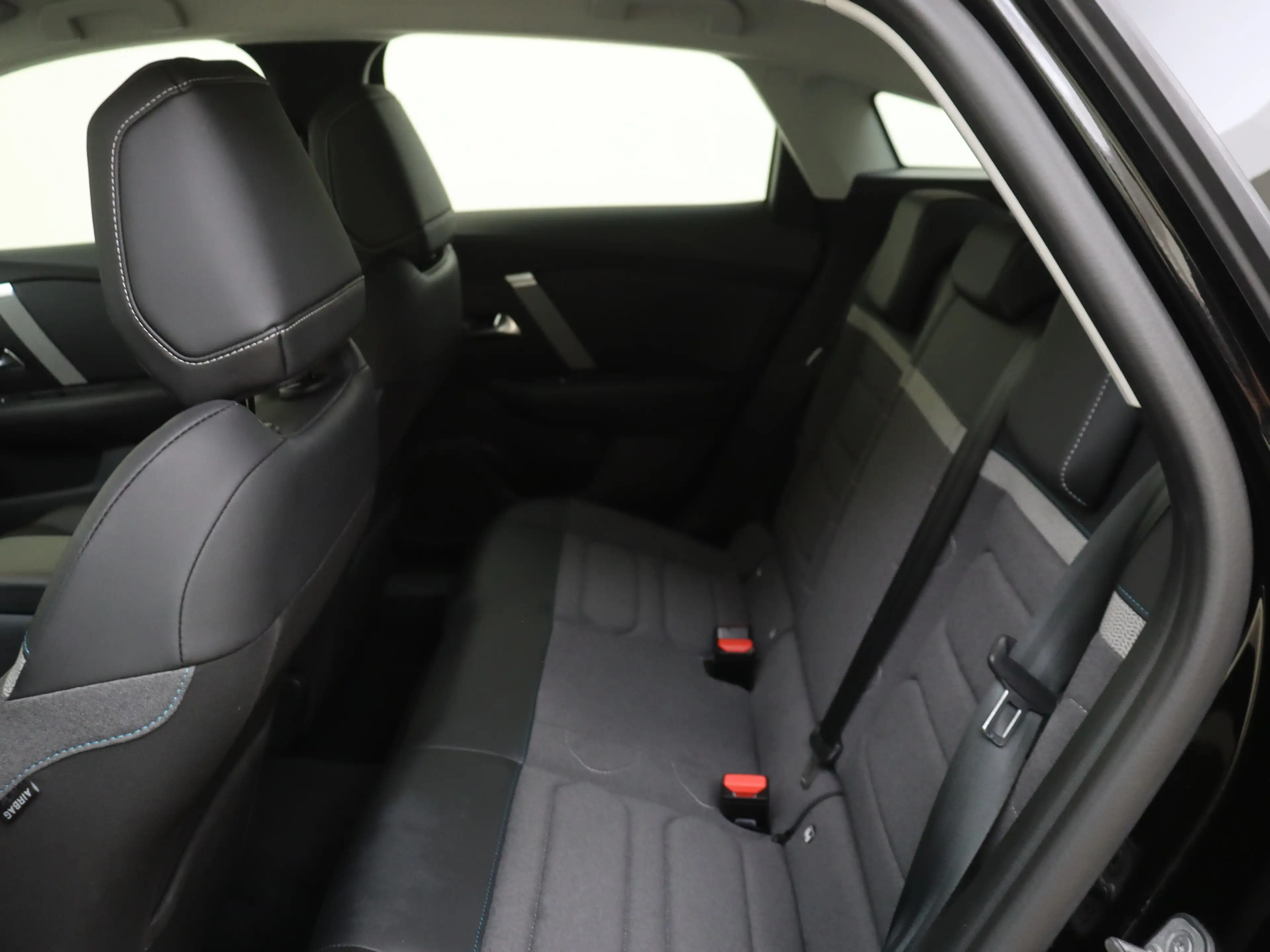 Citroen E-C4 Electric You 50 kWh — photo 12