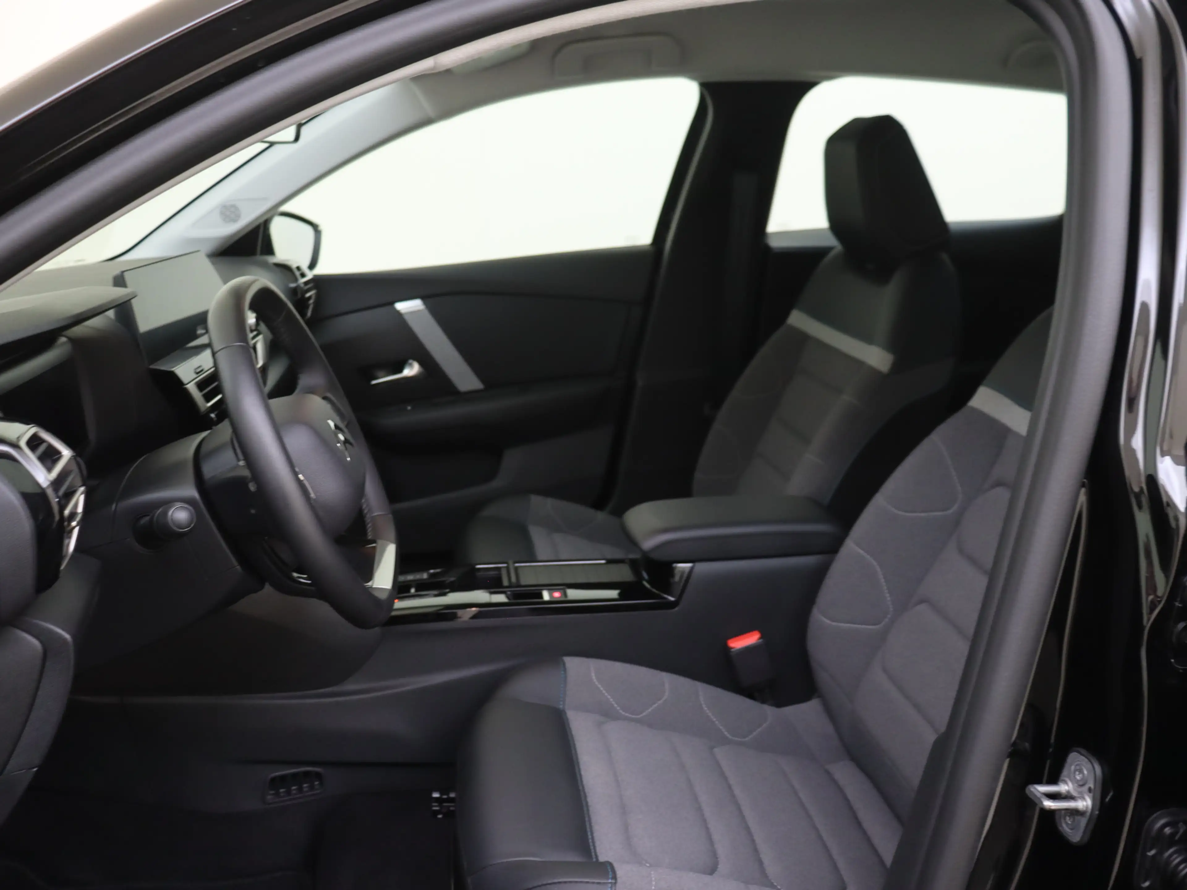 Citroen E-C4 Electric You 50 kWh — photo 10