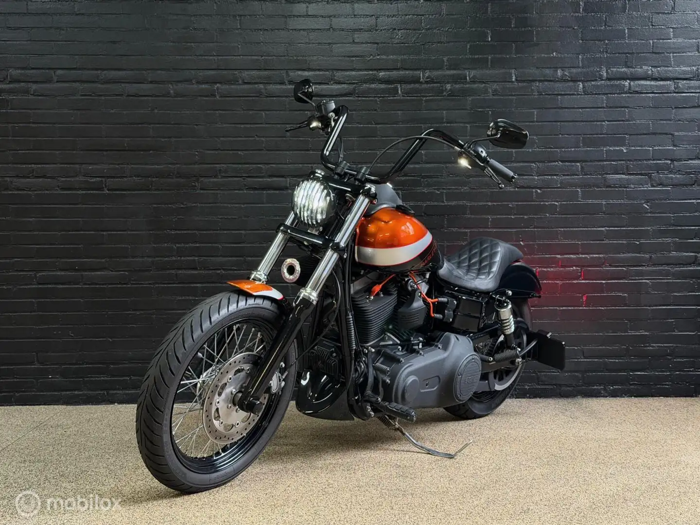 Harley-Davidson Dyna Street Bob 103 FXDBP - 1