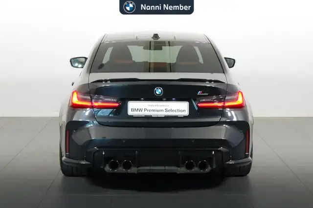 BMW M3 view 4