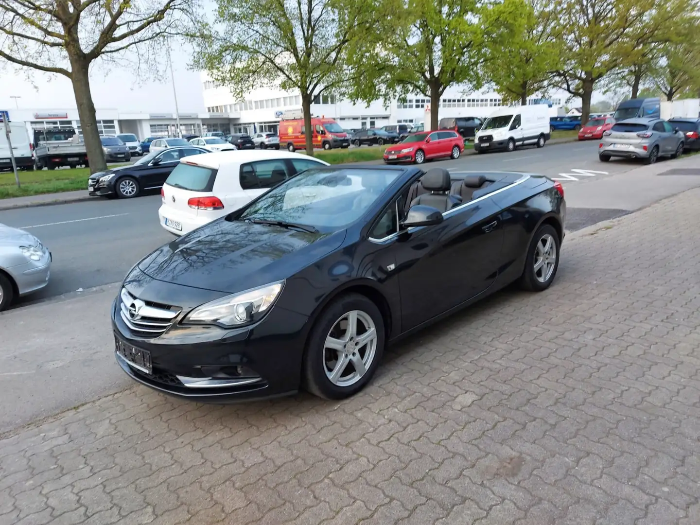 Opel Cascada 1.6 (ECOTEC) DI Turbo Automatik Edition - 1