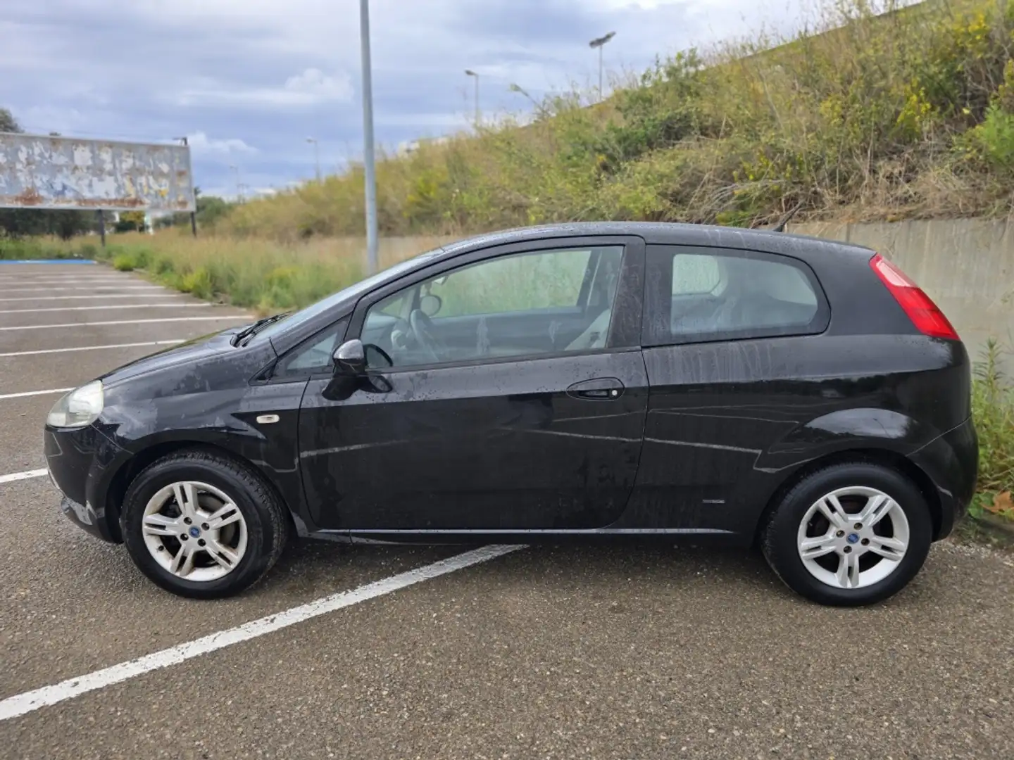 Fiat Grande Punto 1.4 Active Negro - 2