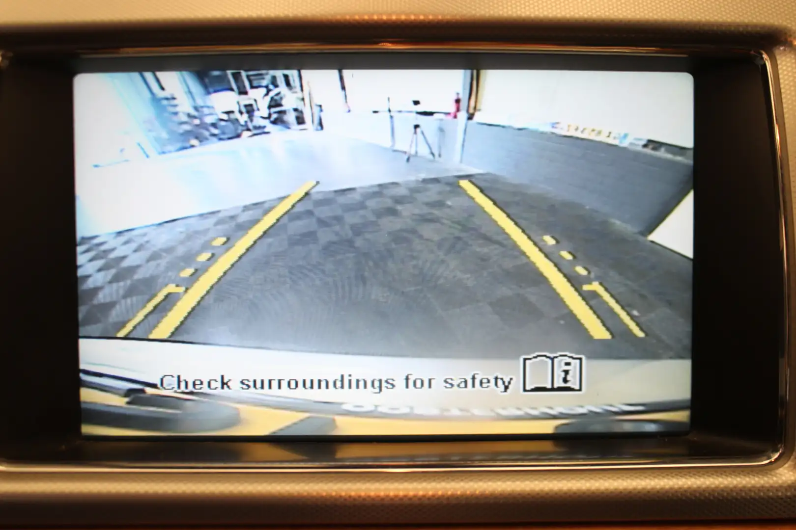 Jaguar XF 2.7D V6 Luxury Grijs - 2