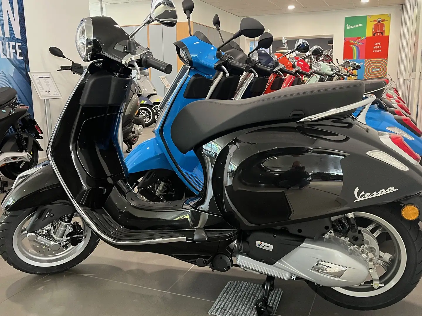 Vespa Primavera 50 VESPA PRIMAVERA 50 E5 "diverse Farben" Negru - 2