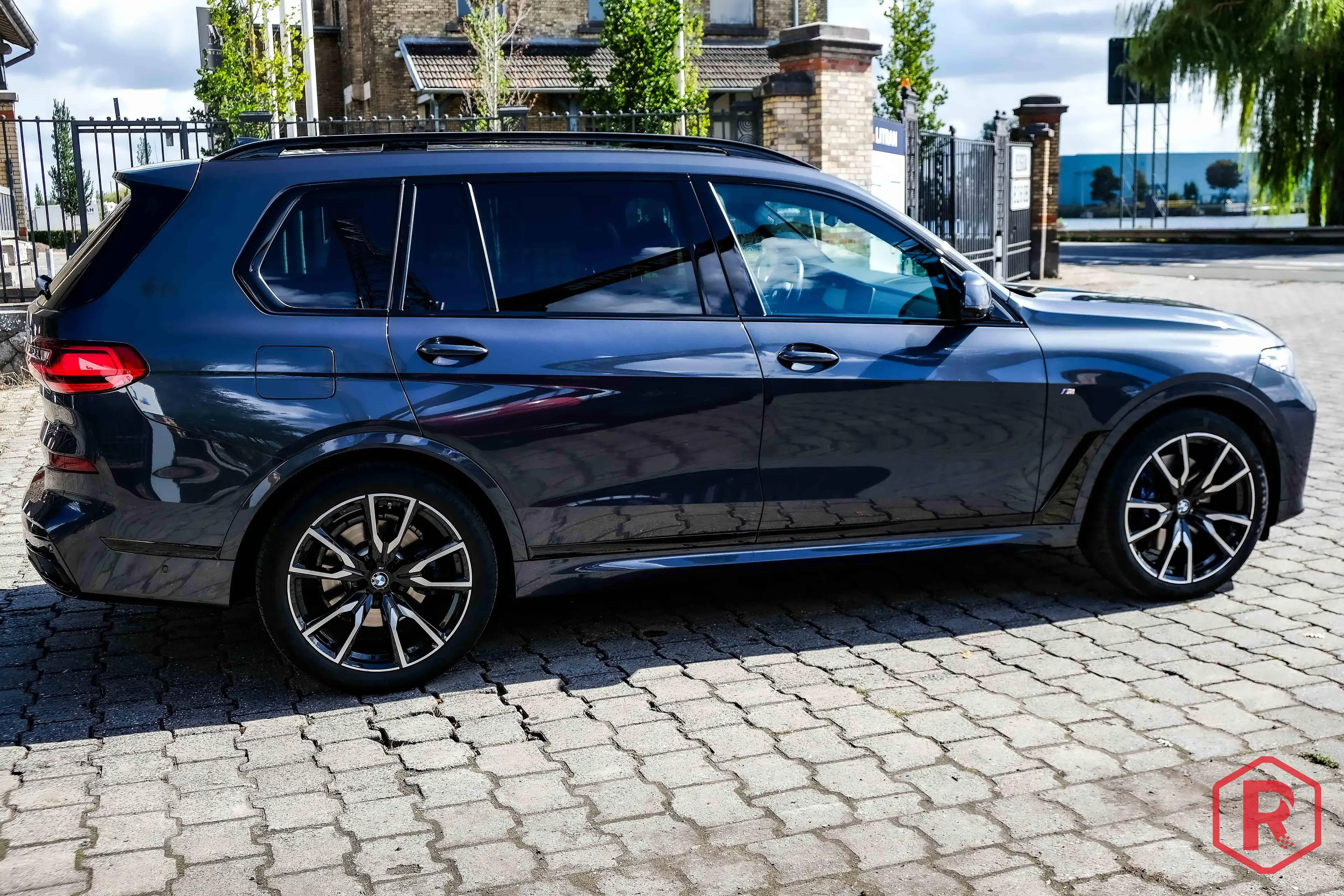 BMW X7 40i 7PL M Sport Pano HarmanKardon Laser ACC — photo 4