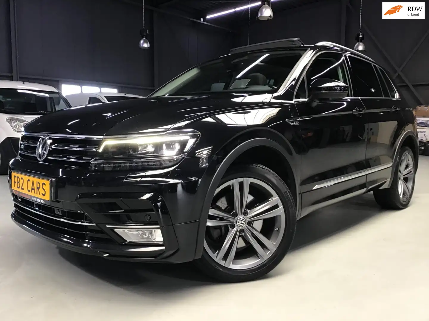 Volkswagen Tiguan 2.0 TDI 4Motion Highline I R Line I 240 Pk I 2e Ei Nero - 1