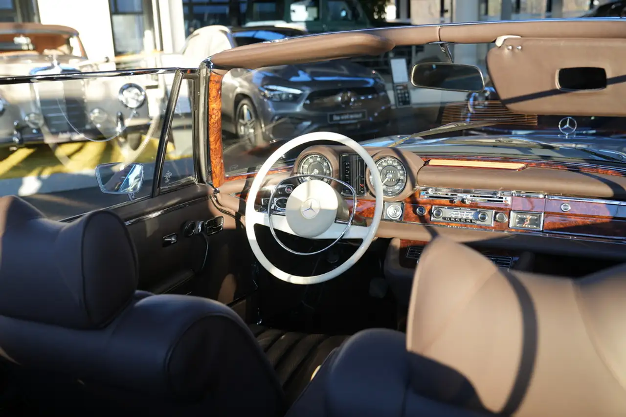 Mercedes-Benz 280 SE 3.5 Cabrio Leder+AUT+LM, foto 9