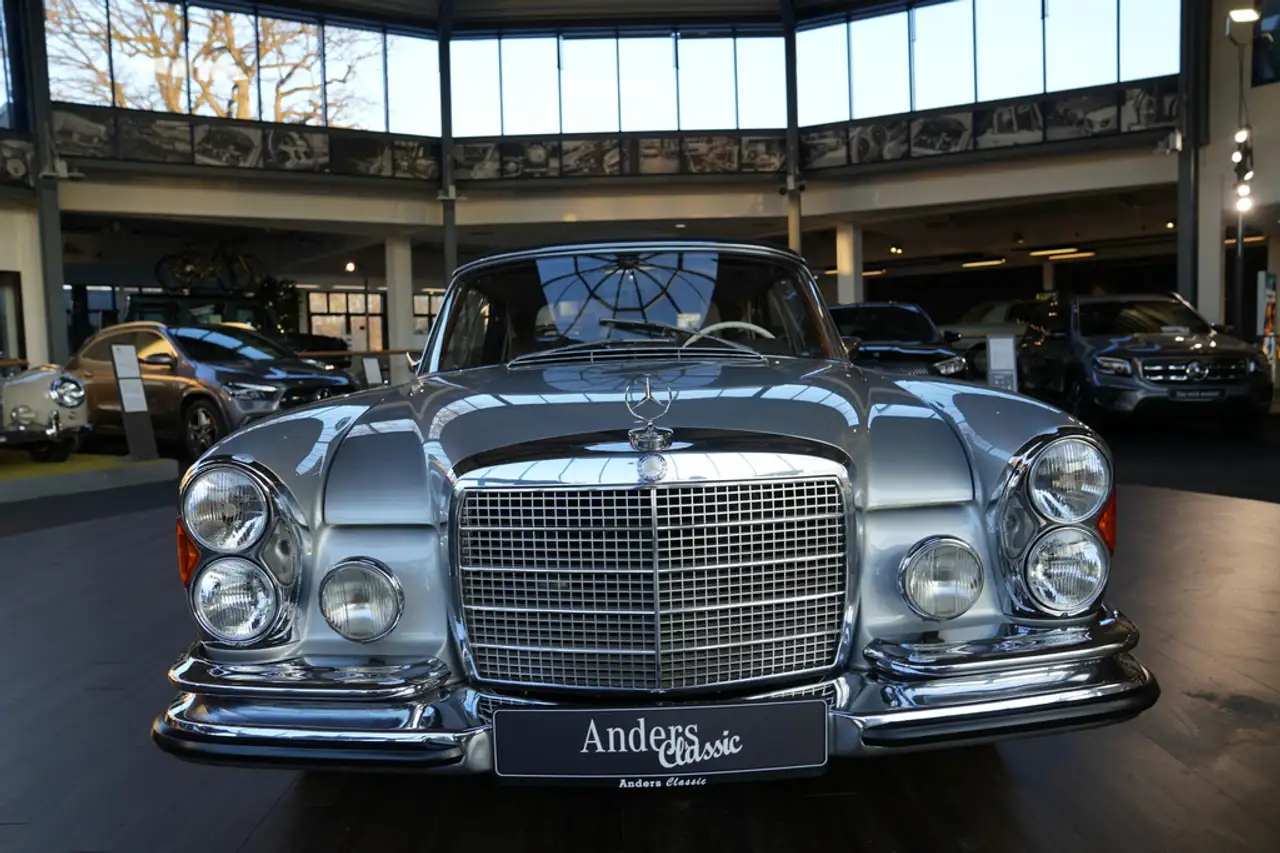 Mercedes-Benz 280 SE 3.5 Cabrio Leder+AUT+LM, foto 3