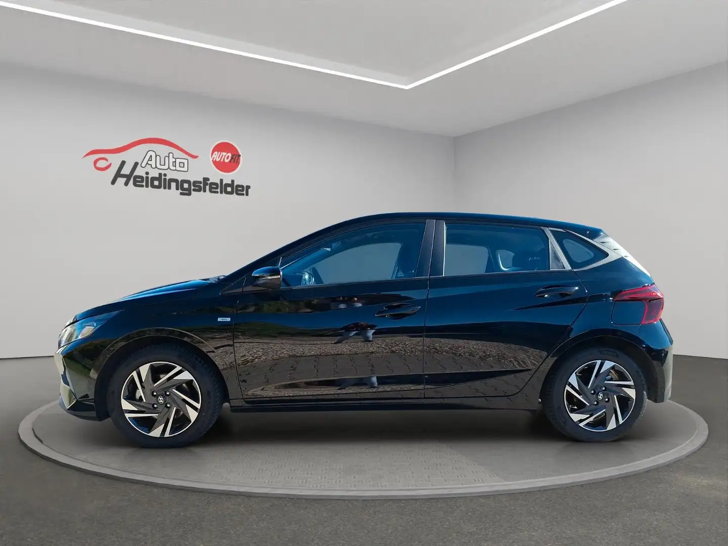 Hyundai i20 Trend Mild-Hybrid, SHZ,PDC,DAB,APP,Kamera Schwarz - 2