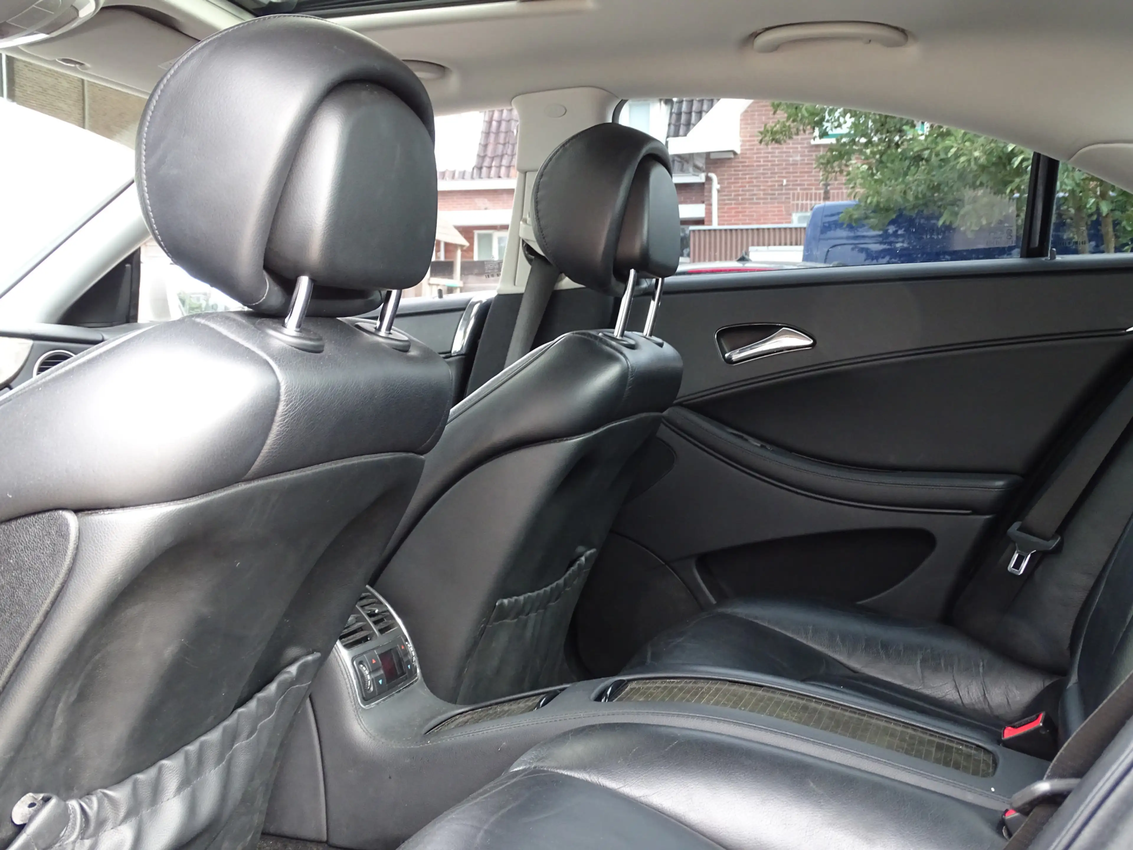 Mercedes-Benz CLS 350 CGI Prestige Plus Youngtimer — photo 15