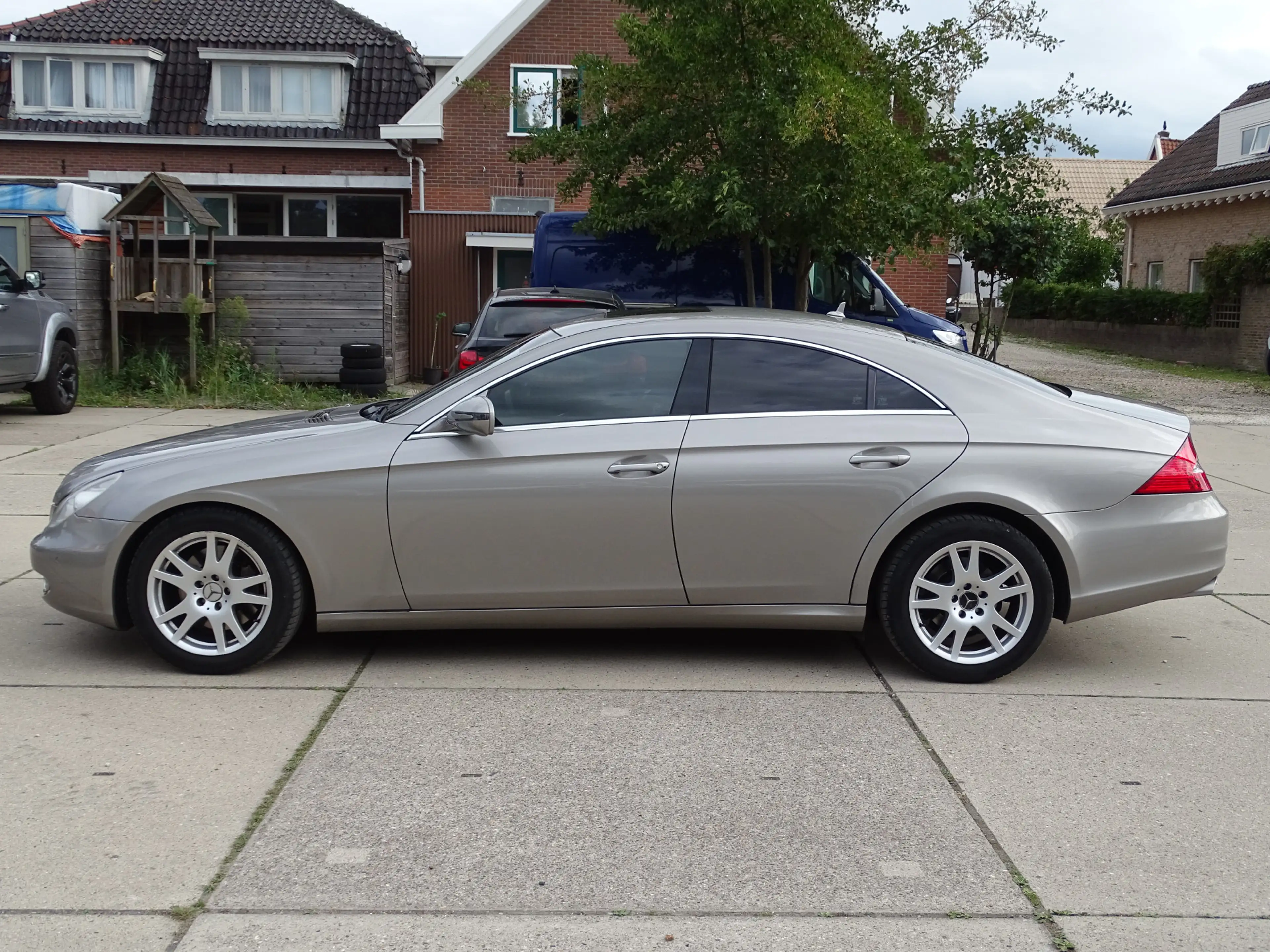 Mercedes-Benz CLS 350 CGI Prestige Plus Youngtimer — photo 8