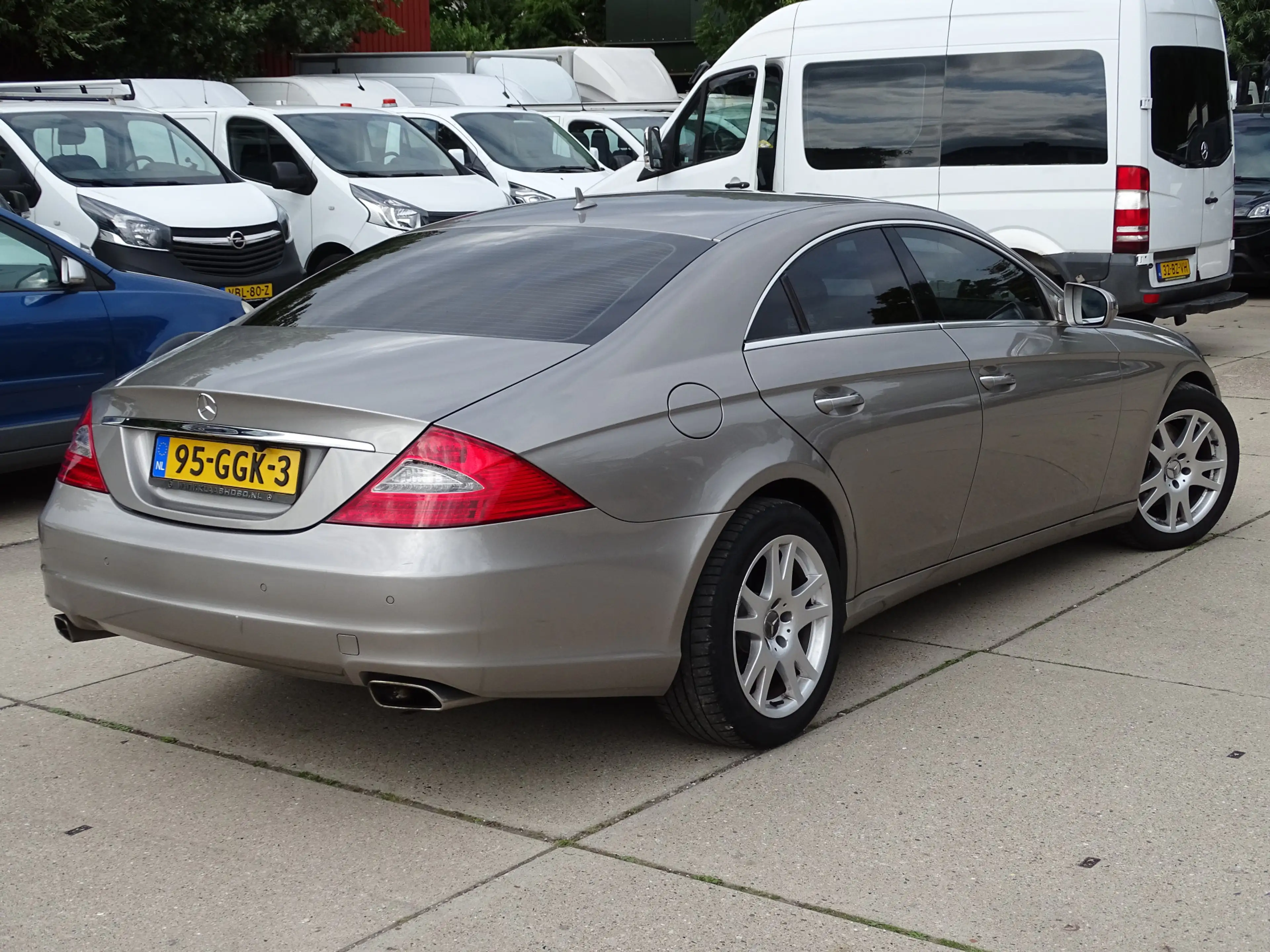 Mercedes-Benz CLS 350 CGI Prestige Plus Youngtimer — photo 5