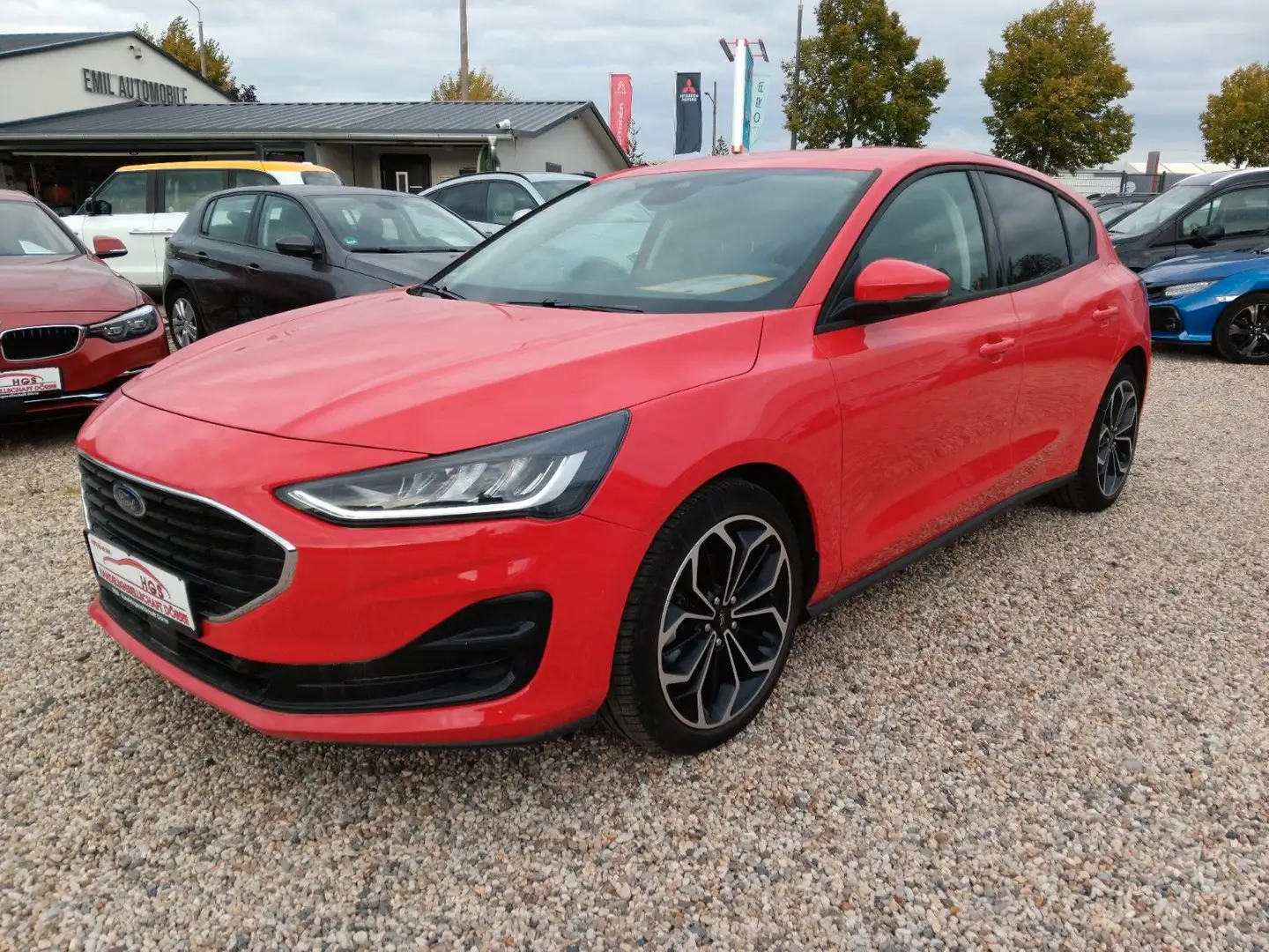 Ford Focus Lim. Cool & Connect Klima LED PDC Rood - 1