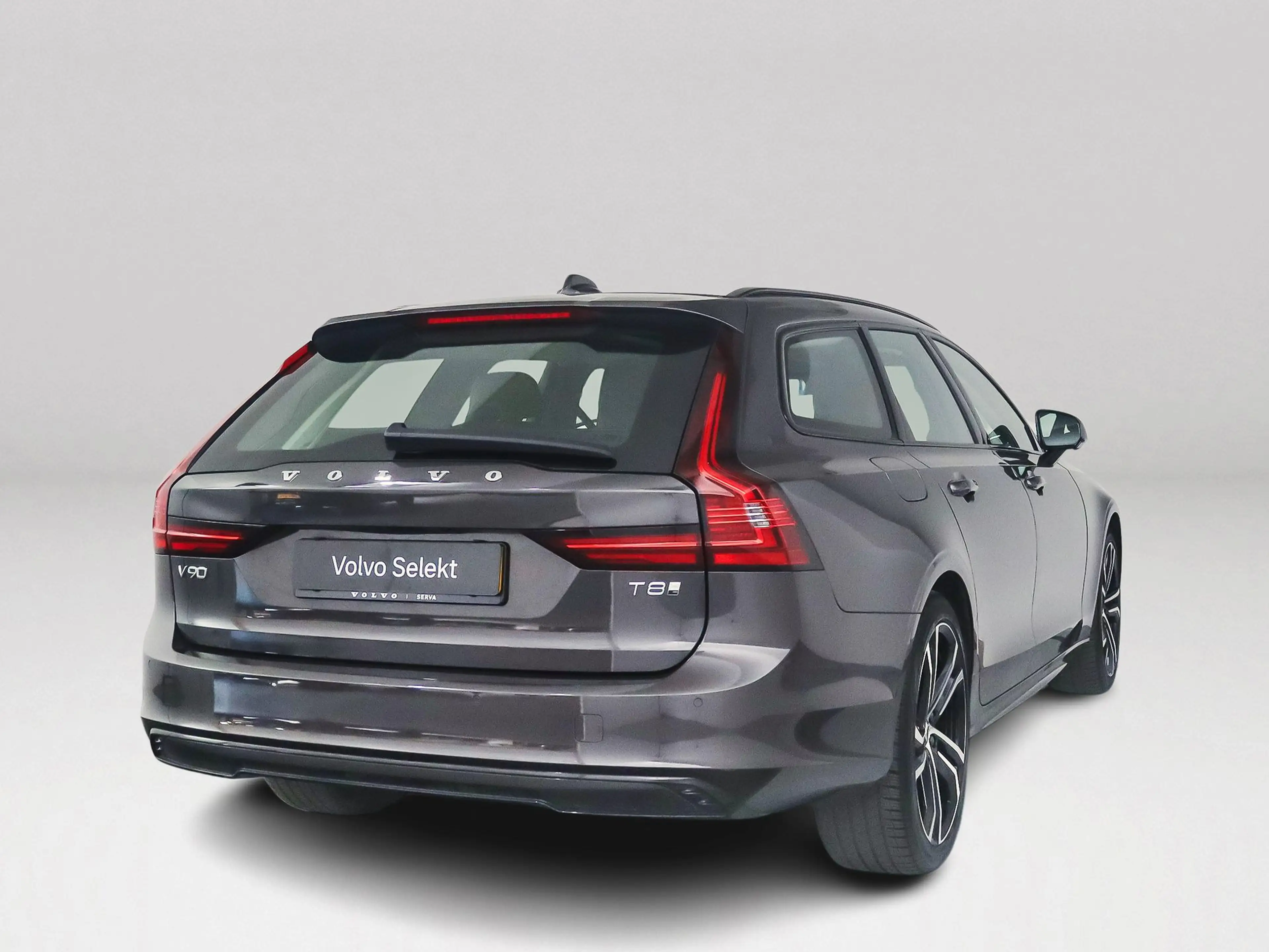Volvo V90 T8 Plug-in hybrid AWD Ultra Dark | Panoramadak | 3 — photo 2