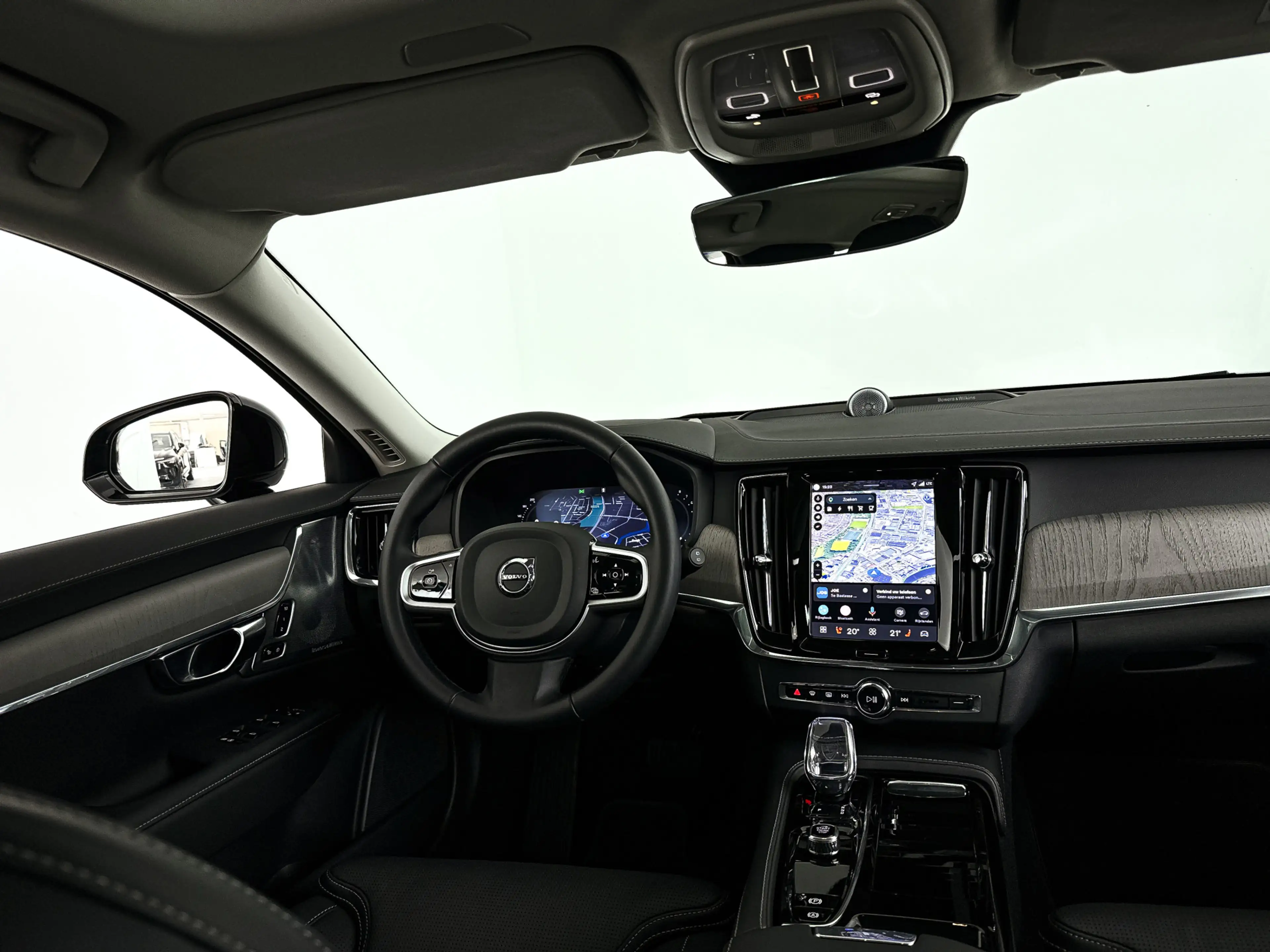Volvo V90 T8 Plug-in hybrid AWD Ultra Dark | Panoramadak | 3 — photo 9