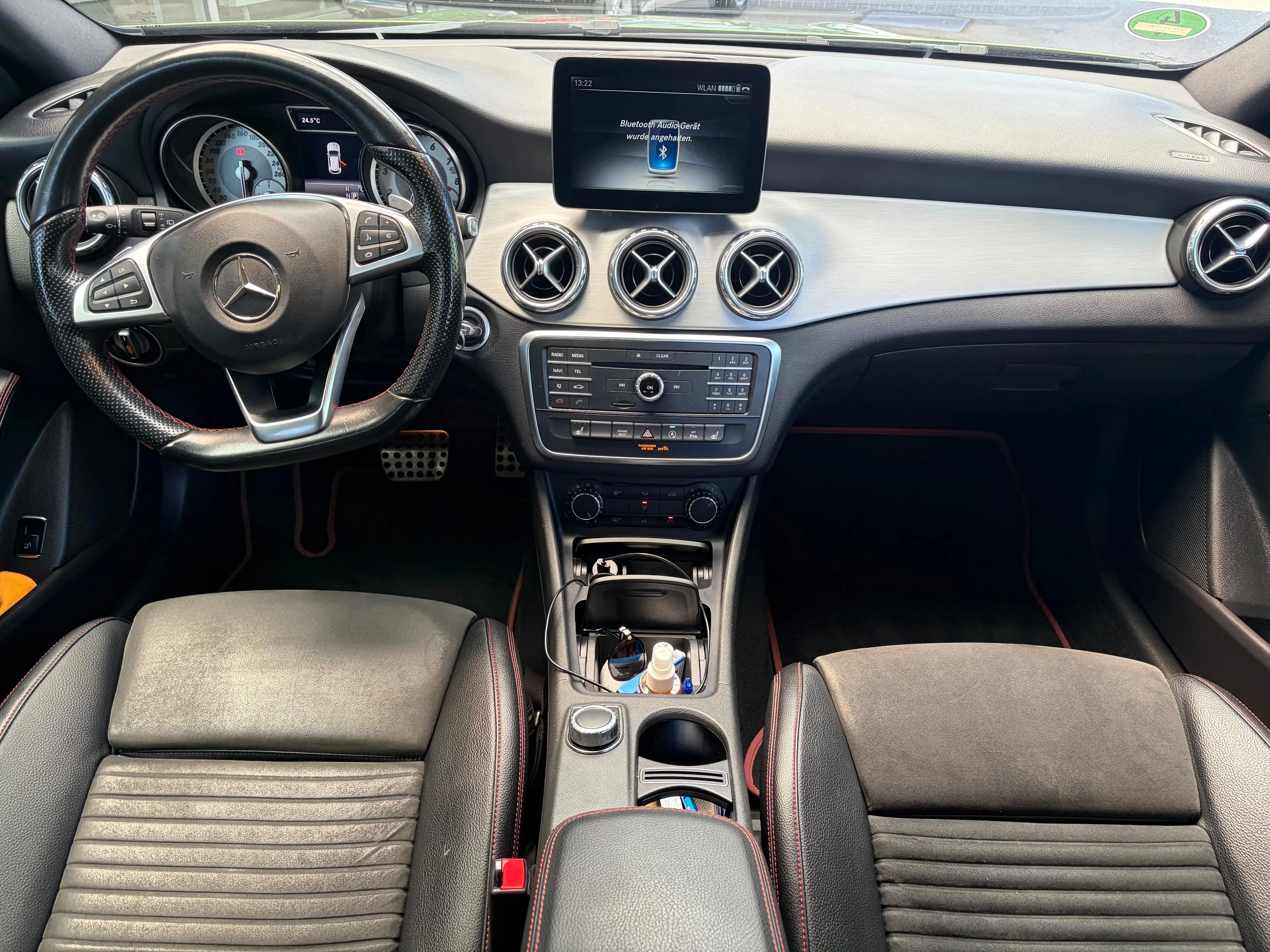 Mercedes-Benz GLA 250 GLA 250 AMG Line*HU 10/2027*Panorama*Kamera* — photo 18