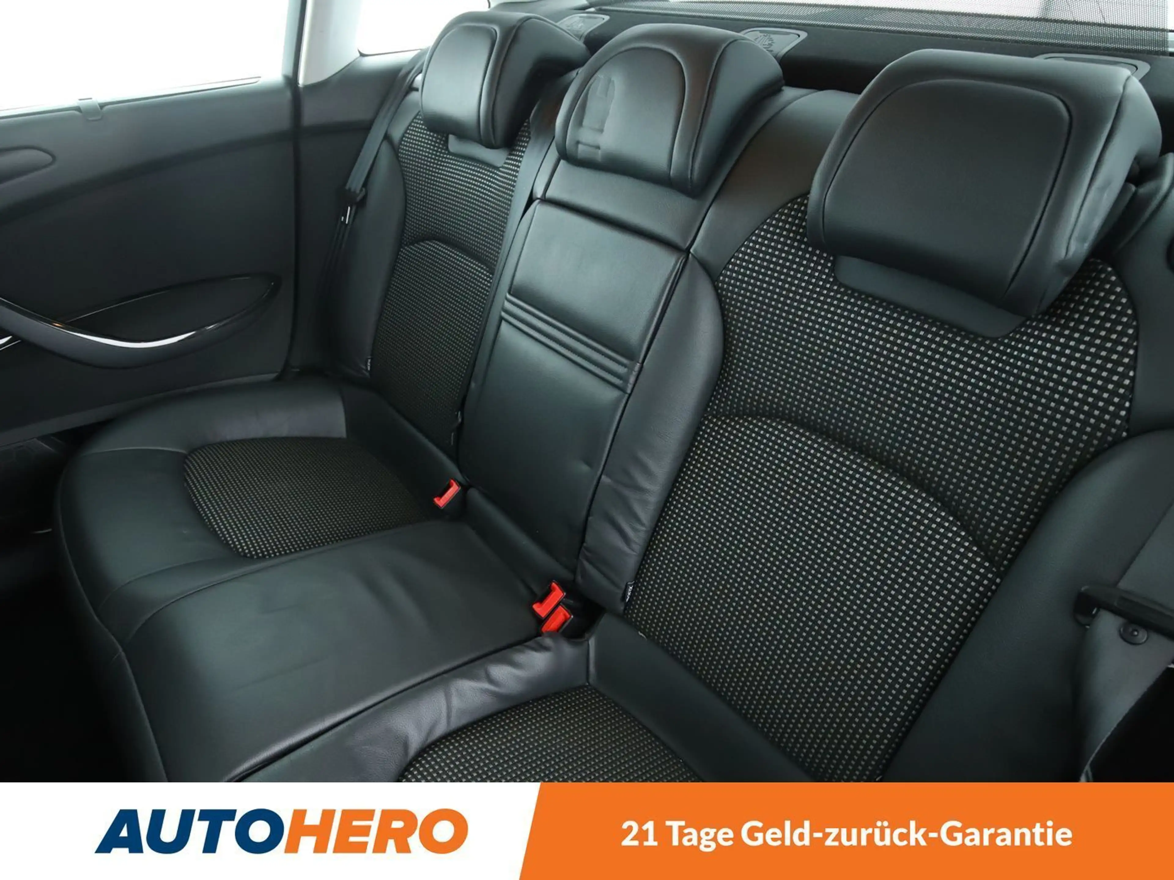 Citroen C5 2.0 Blue-HDi Exclusive *BI-XENON*TEMPO*PDC*SHZ* — photo 14