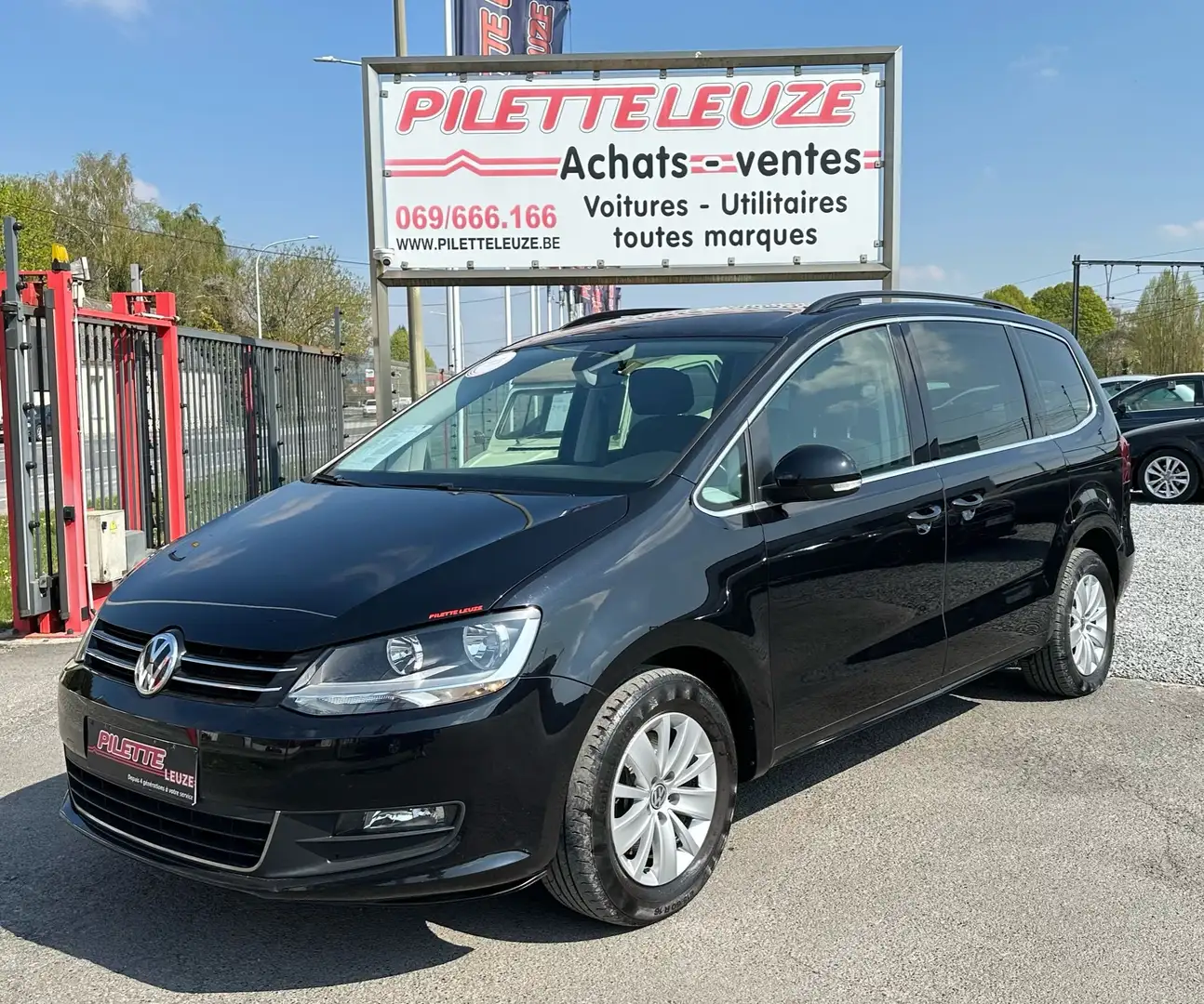 Volkswagen Sharan 2.0 TDi SCR Comfortline (tva 17 347euros) Nero - 1