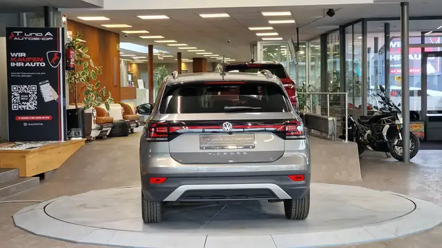 Volkswagen T-Cross view 10