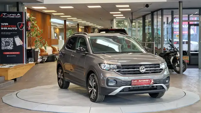 Volkswagen T-Cross view 15
