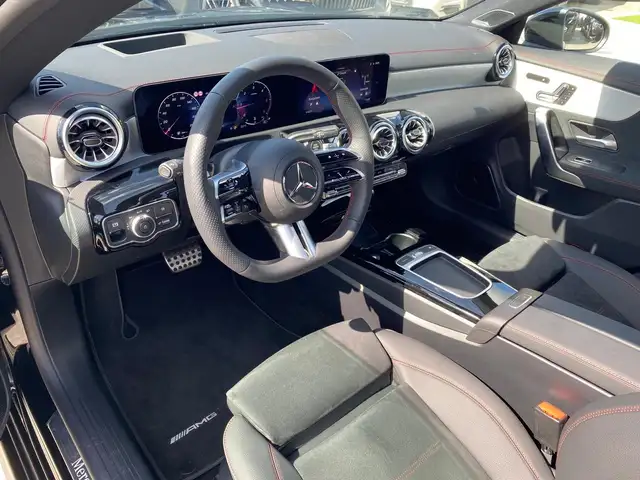 Mercedes-Benz Cla Class view 9