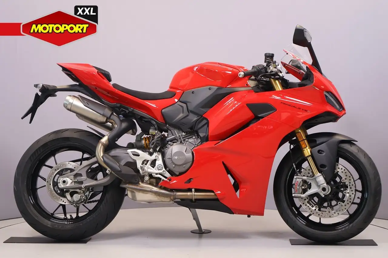 Ducati Panigale V2