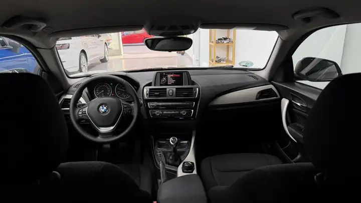BMW Serie 1 2016, foto 7
