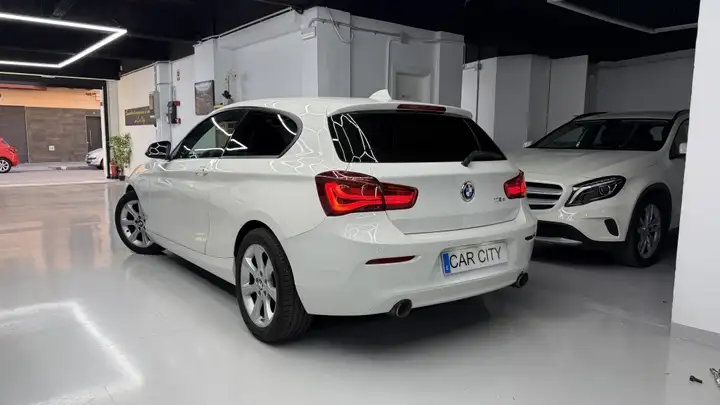 BMW Serie 1 2016, foto 3