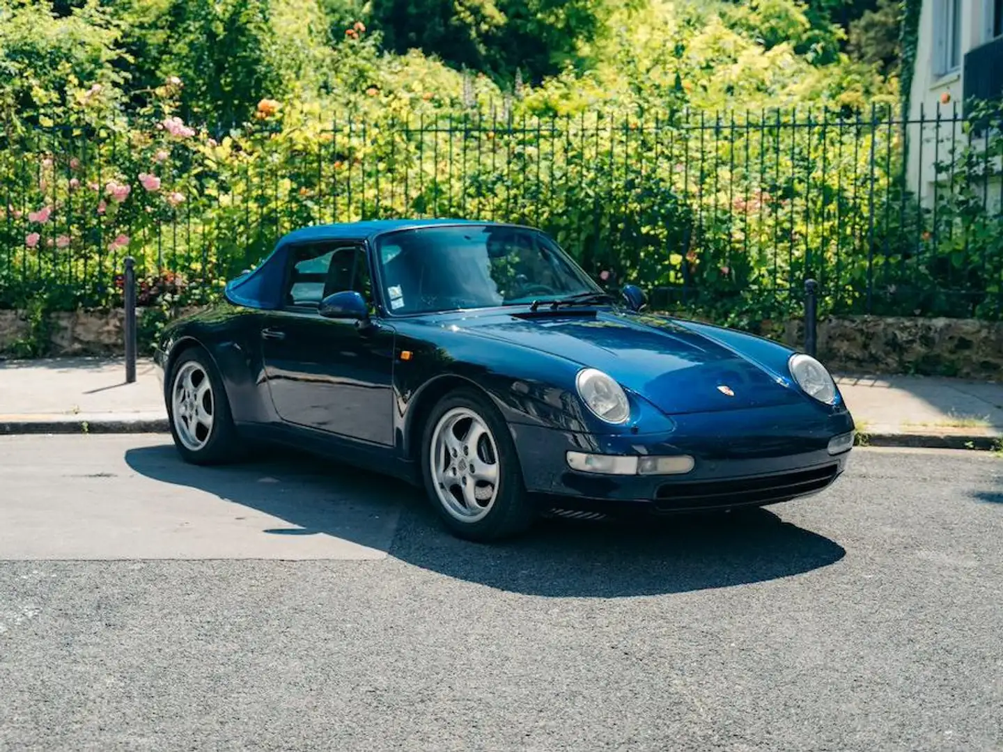 Porsche 911 993 Carrera 2 cabriolet Modrá - 1