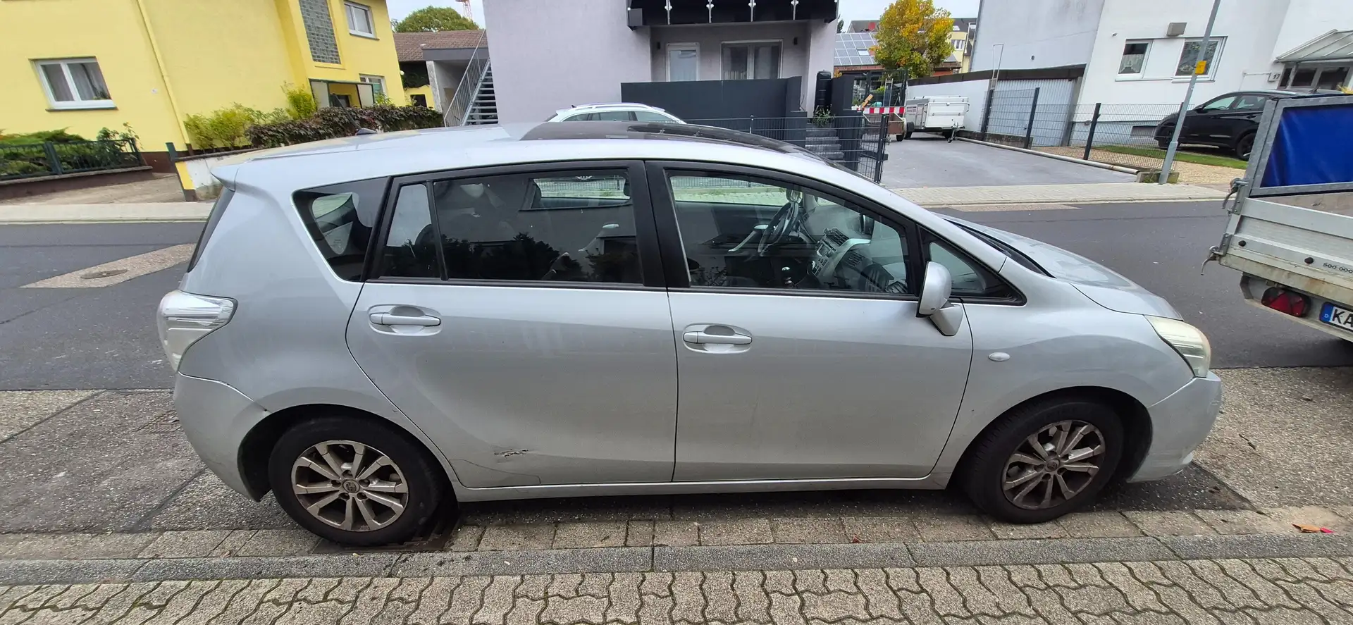 Toyota Verso Verso 2.0 D-4D Edition Silber - 2