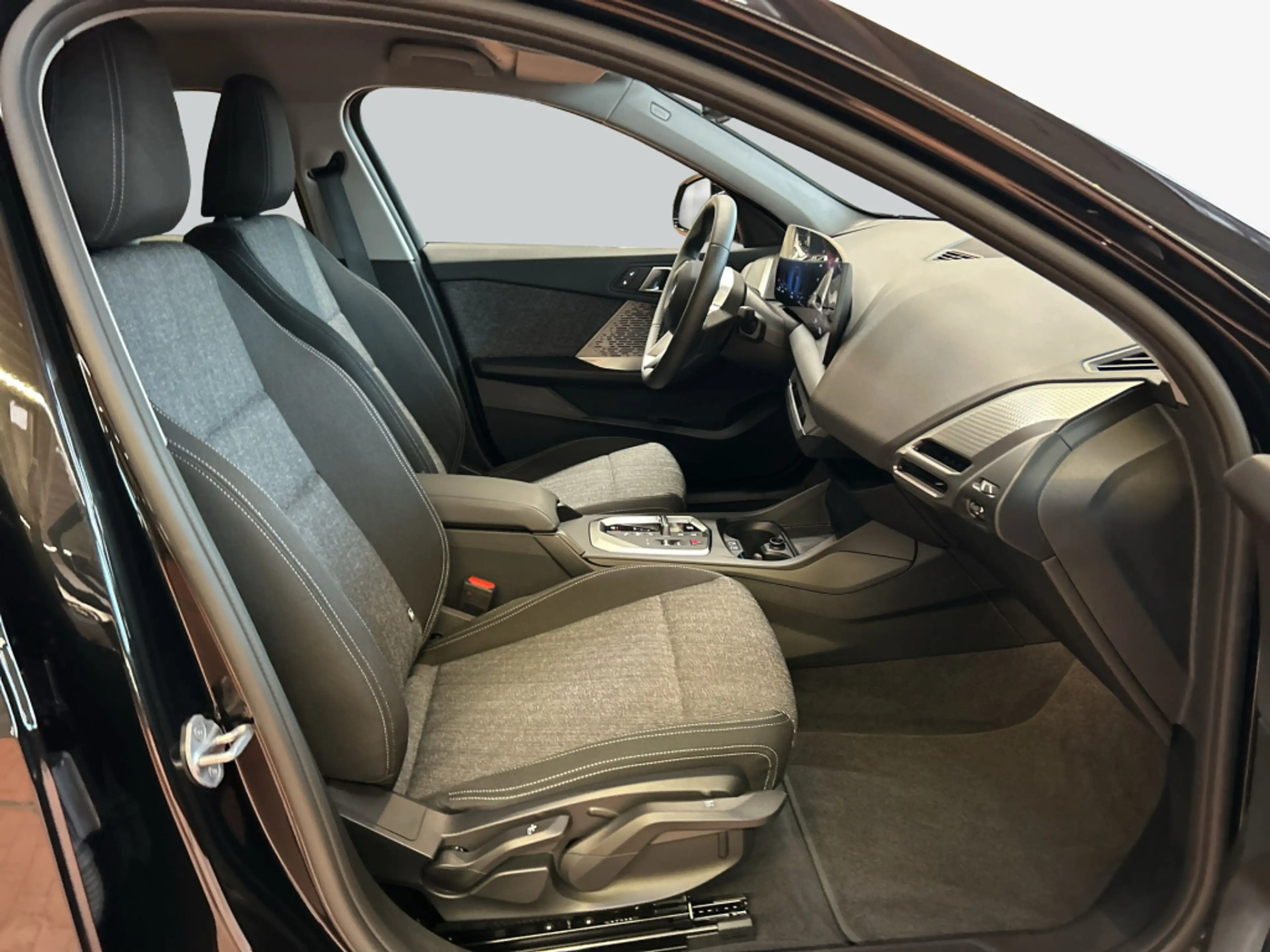 BMW 120 i Aut. *AHK*SHZ* — photo 14