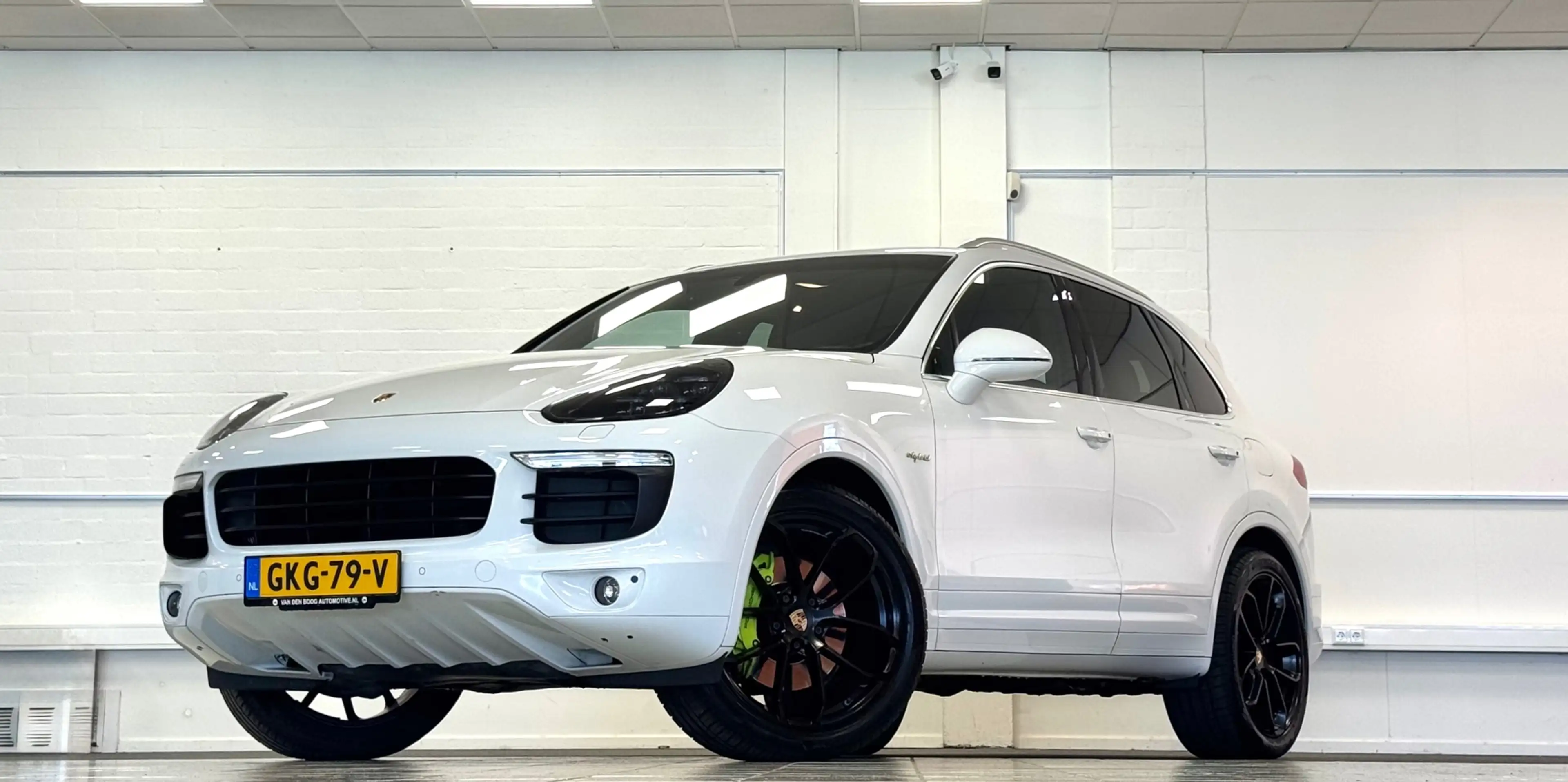 Porsche Cayenne 3.0 S E-Hybrid Platinum Edition 100% Onderhouden 1