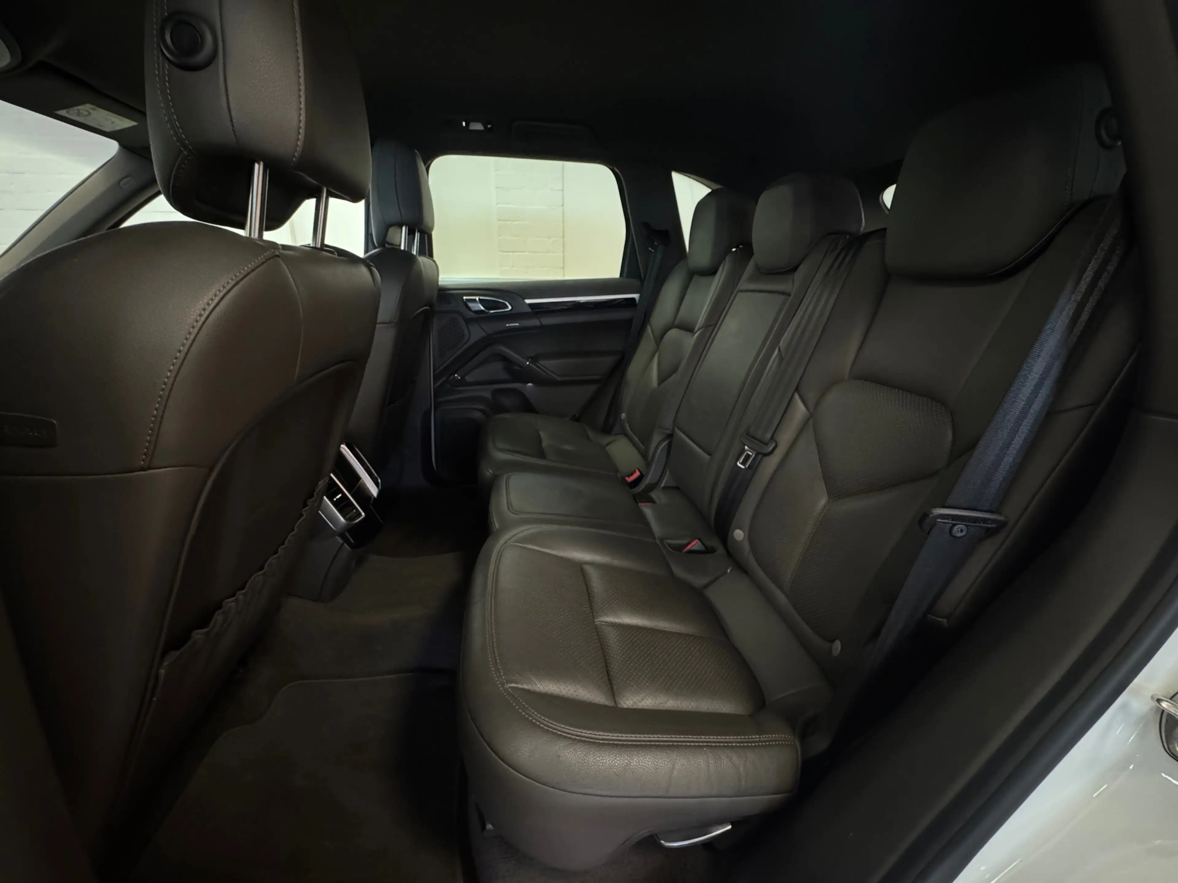 Porsche Cayenne 3.0 S E-Hybrid Platinum Edition 100% Onderhouden 1 — photo 12
