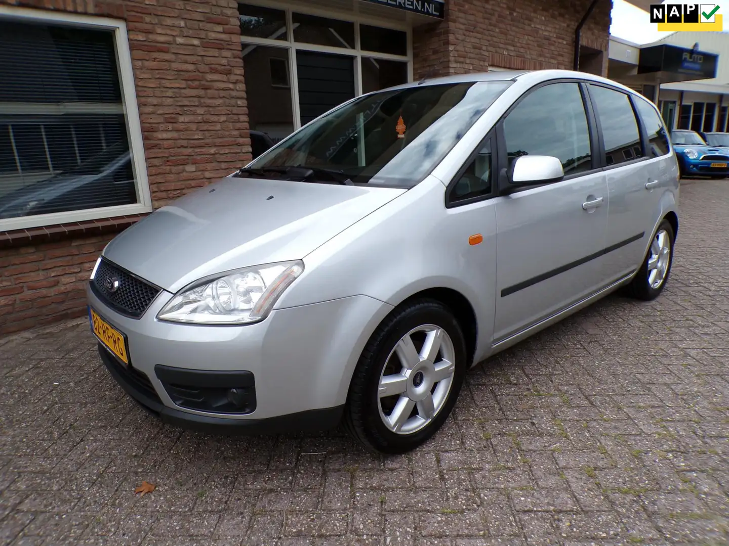 Ford Focus C-Max 1.6-16V Futura Grijs - 1