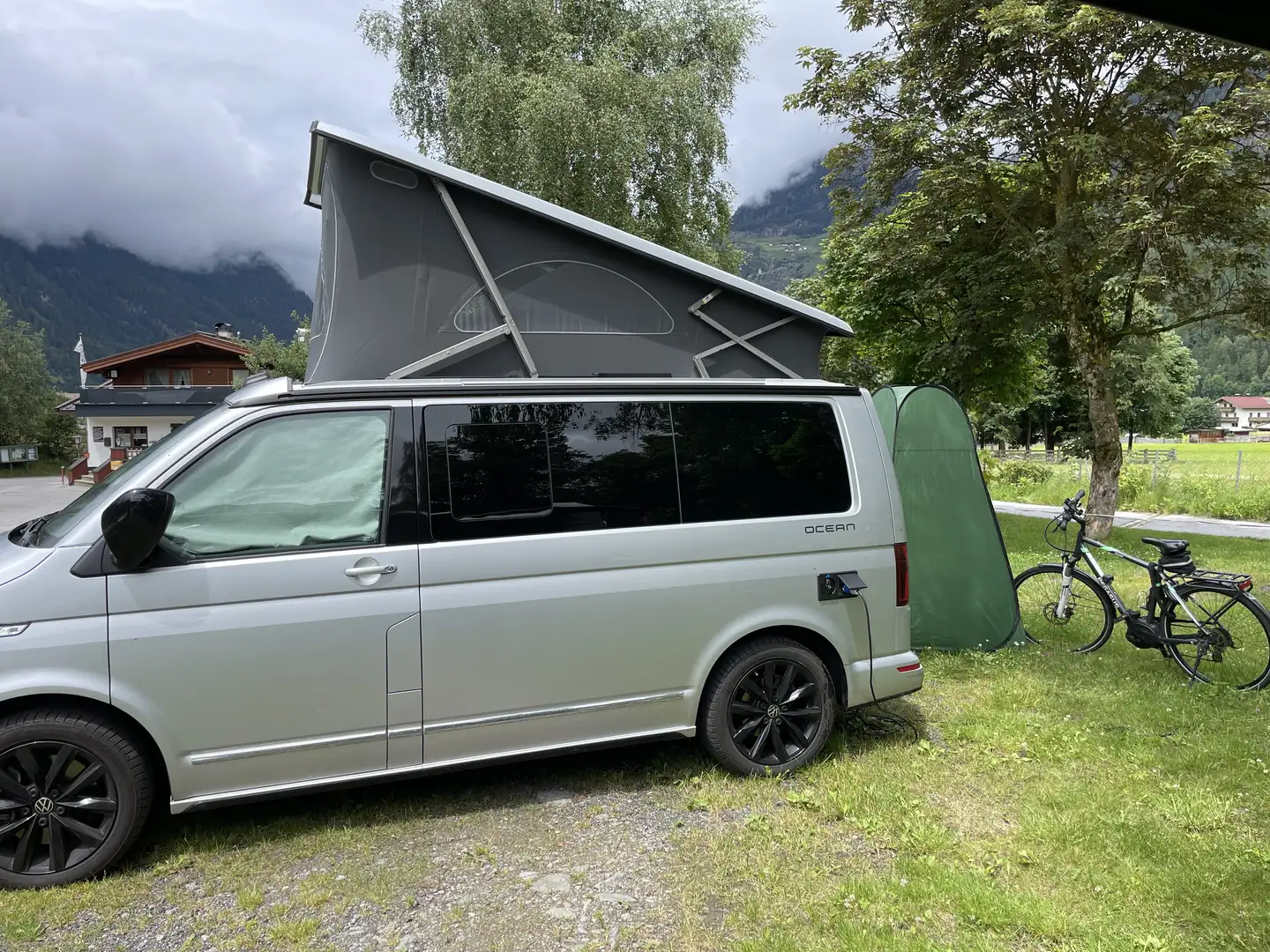 Volkswagen T6.1 California California Ocean AHK, ACC, DCC, Discover Pro, uvm. Grau - 1