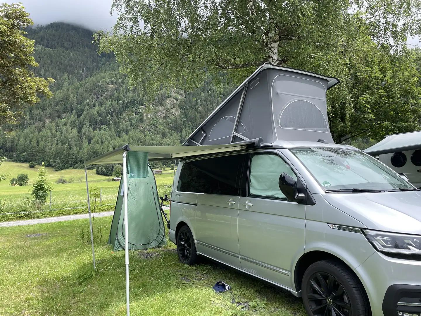 Volkswagen T6.1 California California Ocean AHK, ACC, DCC, Discover Pro, uvm. Grau - 2