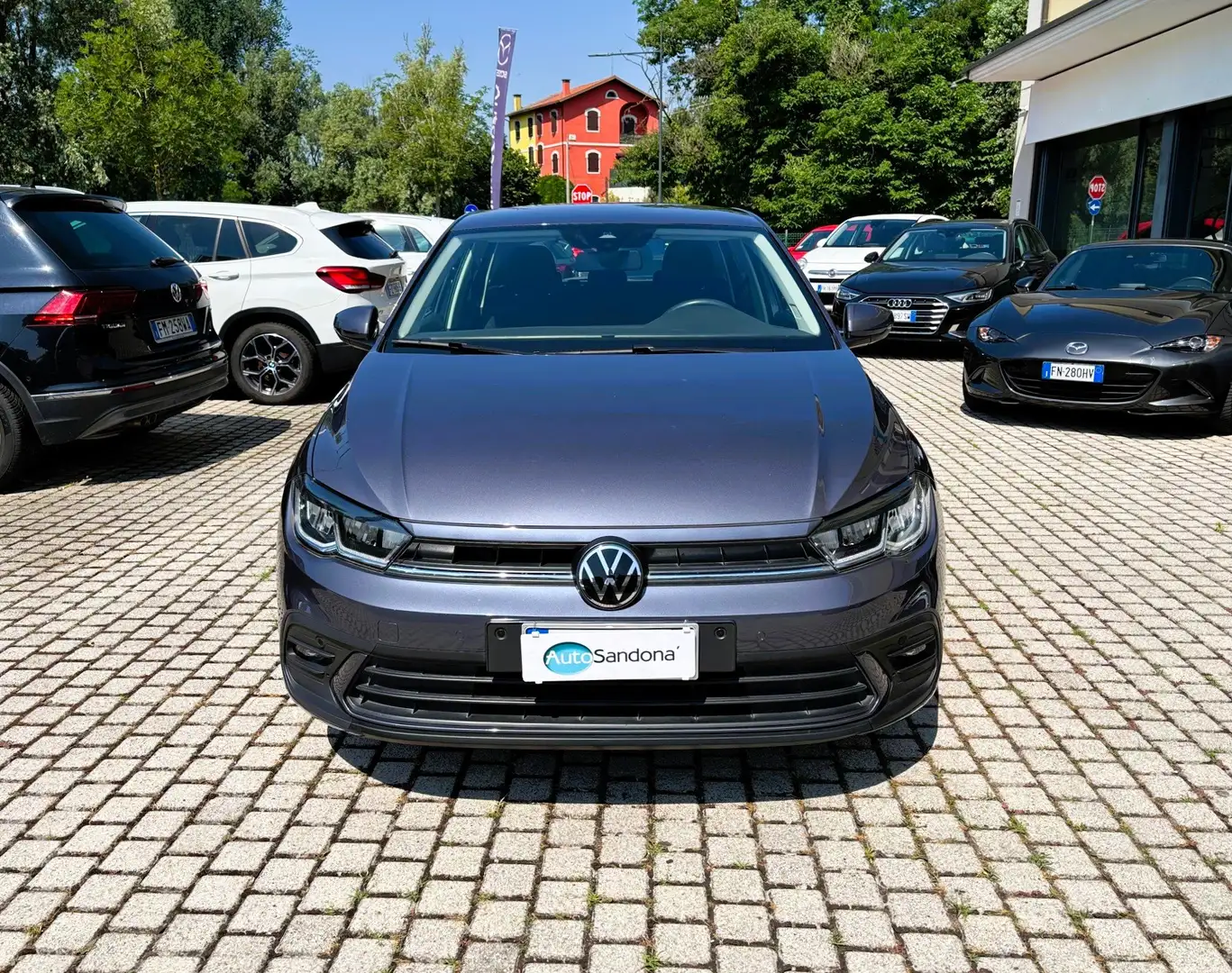 Volkswagen Polo 1.0 TSI Life 95CV OK NEOPATENTATI Grijs - 2