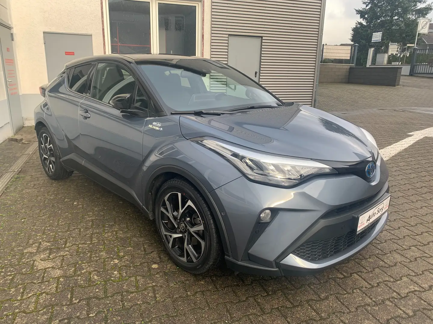 Toyota C-HR 2.0 Hybrid Team Deutschland *8fach bereift* Blau - 1