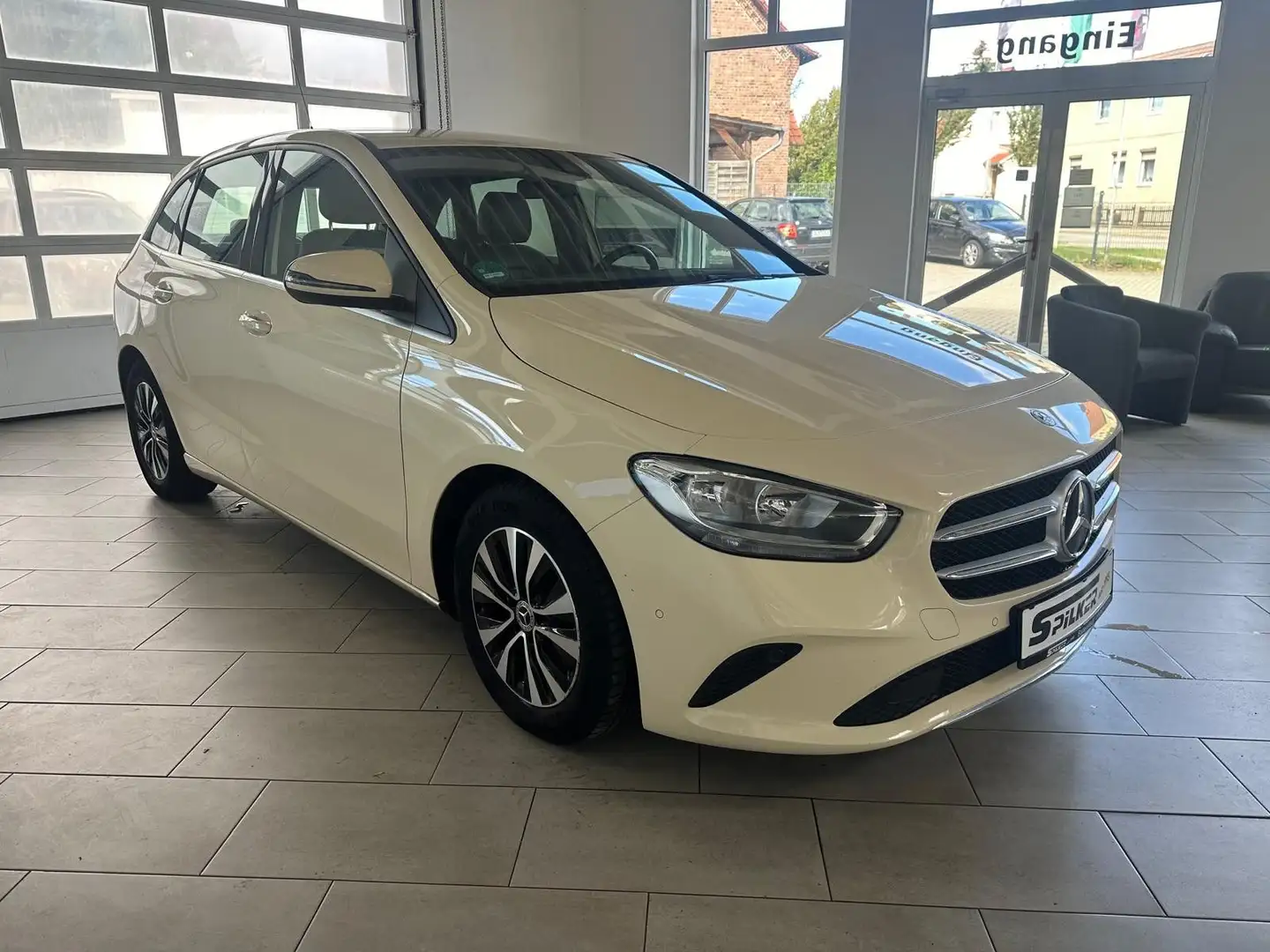 Mercedes-Benz B 180 d /NAVI/SHZ/Klima/PDC - 2